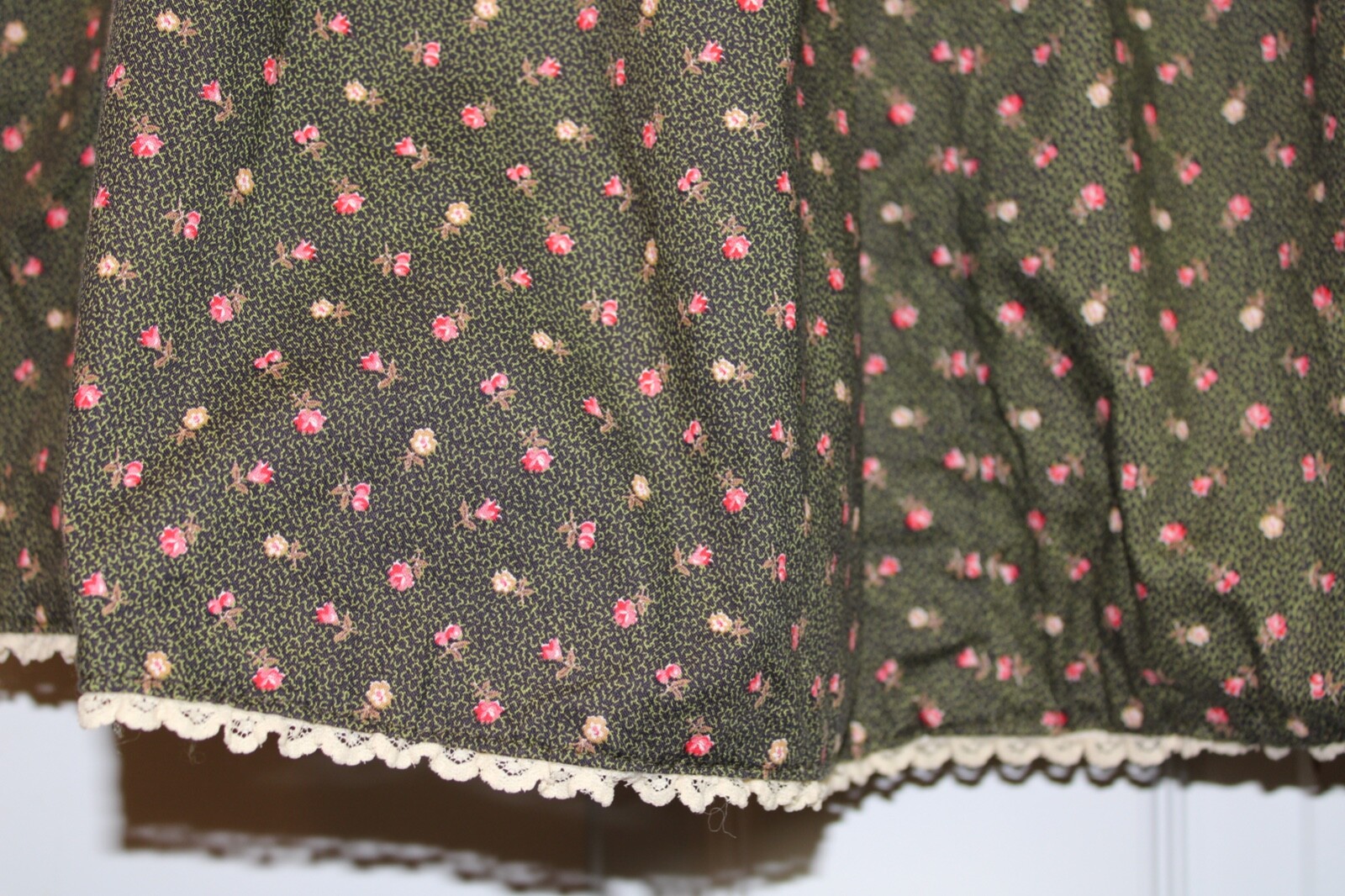 Handmade Vintage VIP Fabric Cranston Print Works Micro Floral Prairie Skirt XS-S