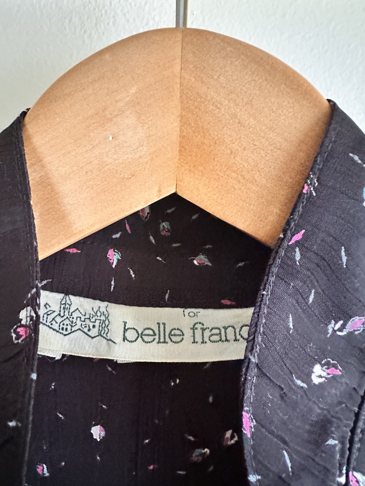 Vintage 80s Belle France black viscose floral print 3/4 puff sleeve easy dress S