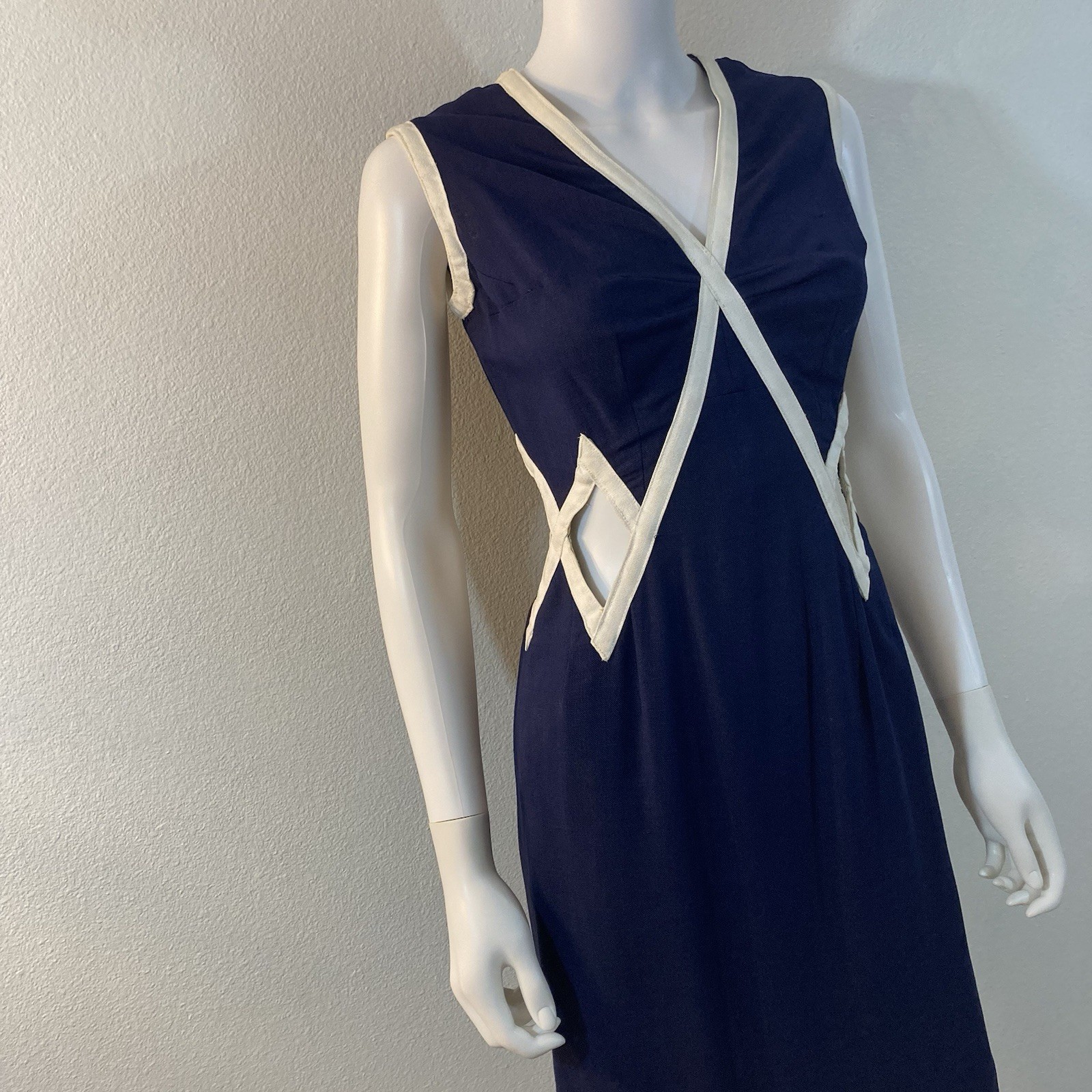 Vintage 1960’s Mod Cut Out Mini Dress Navy Blue Size Small