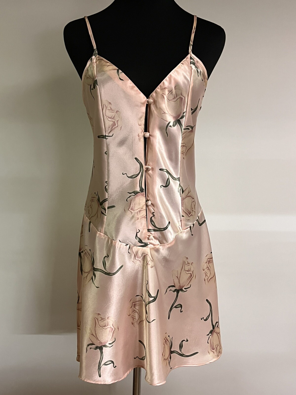 Opulence Pink Floral Satin Chemise w/Fabric Covered Buttons Size Medium