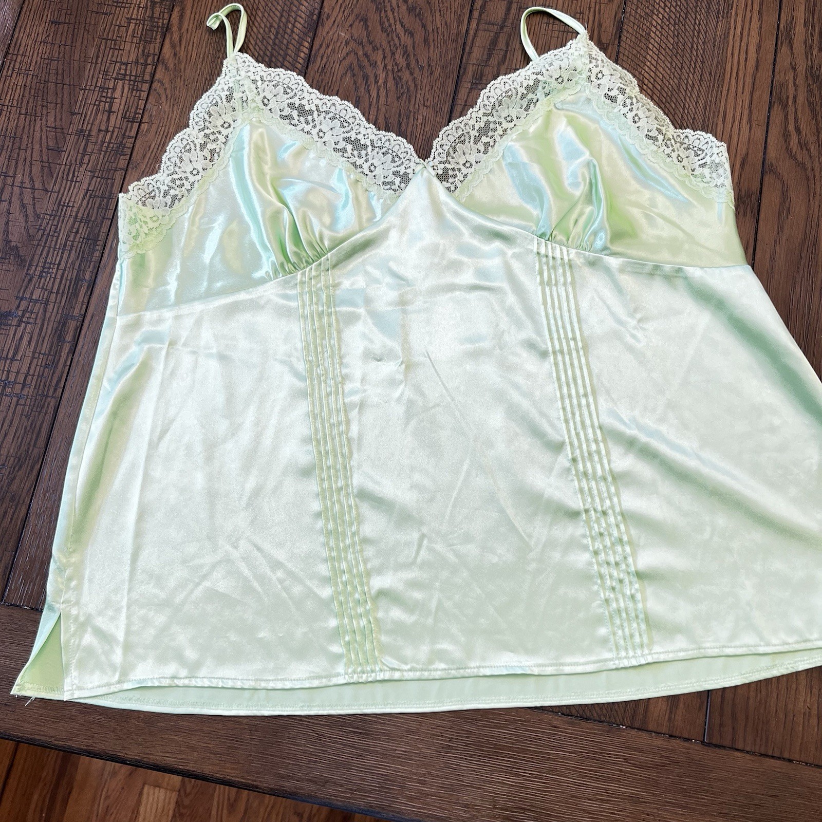 Women’s Delicates Camisole Lime Green Lace XL, Adjustable Straps Poly/Spandex