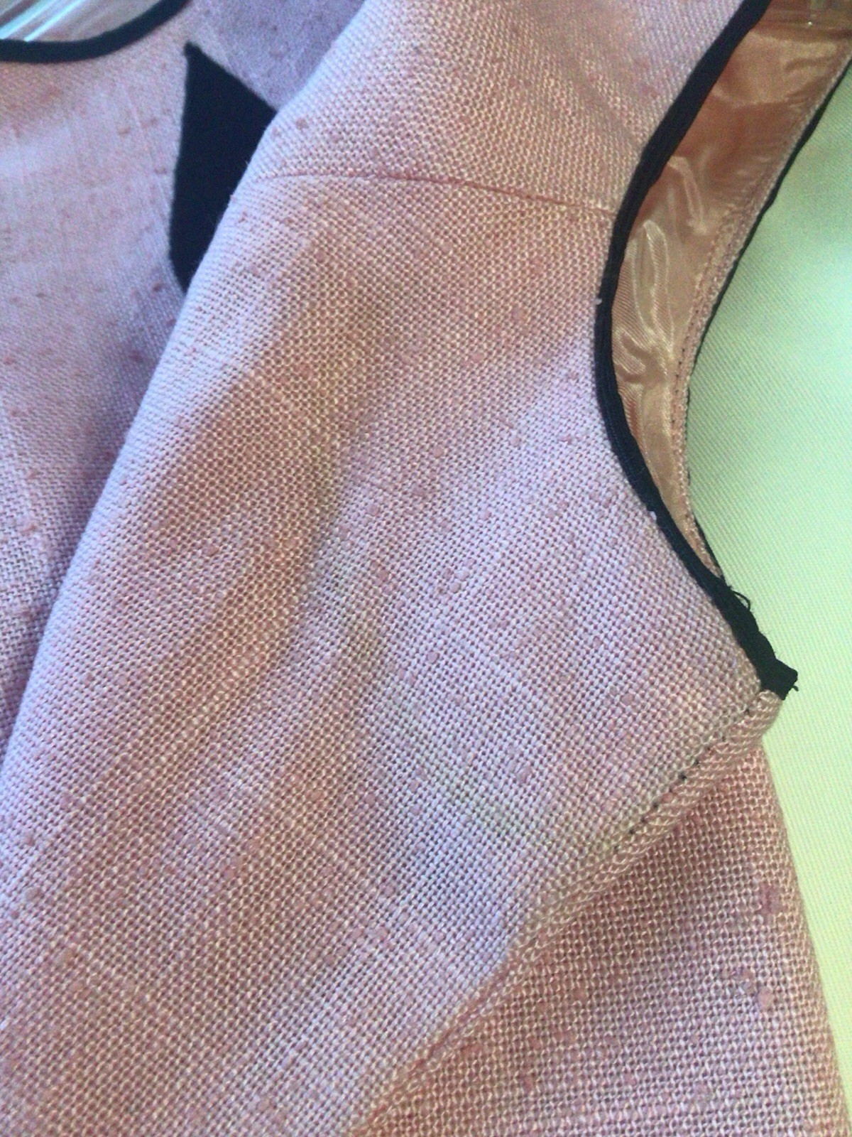 UNIQUE Vintage 1960’s MCM Mod Pink & Black Shift Dress by Carlette Size 5