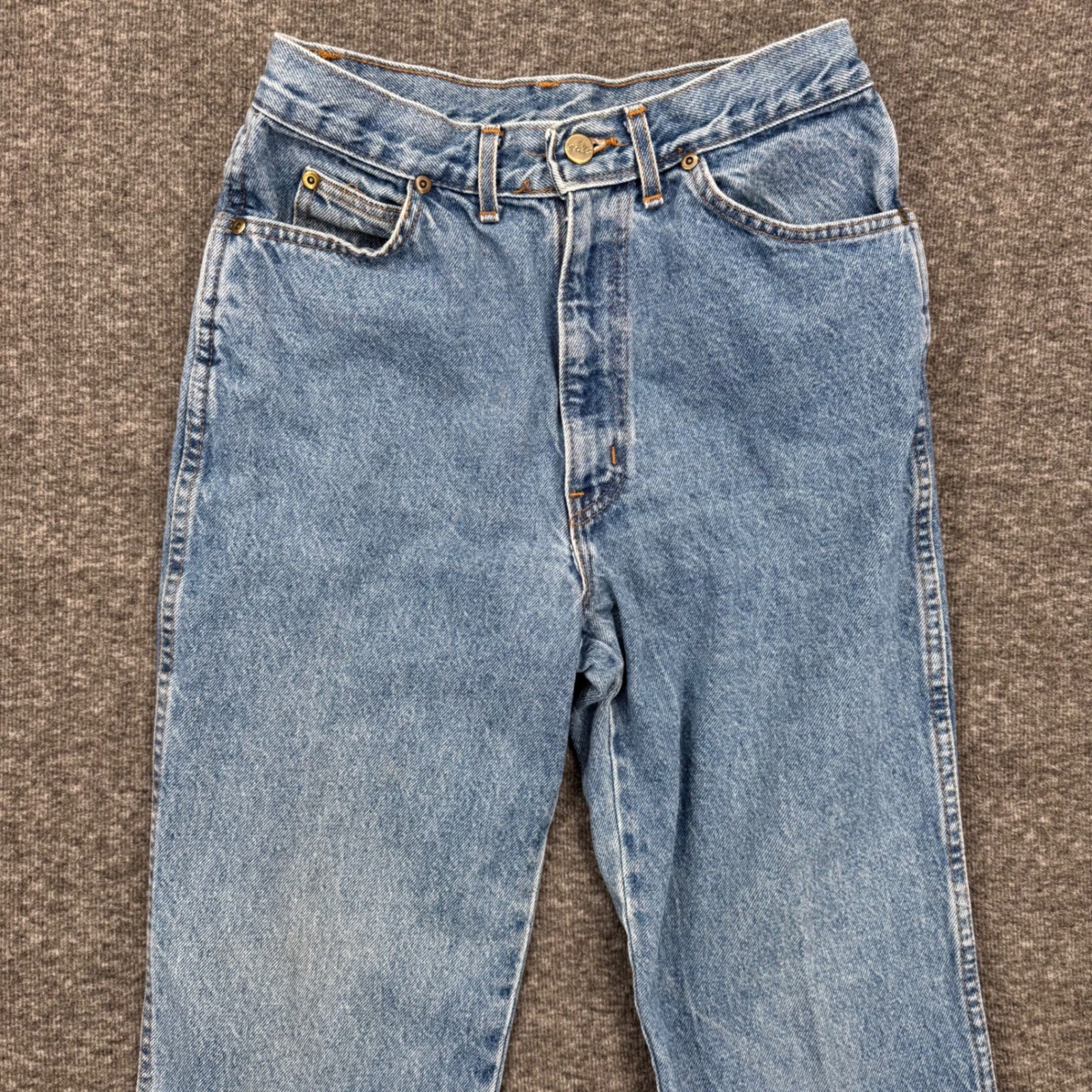 Vintage Chic High Waisted Tapered Leg Jeans Medium Wash Blue Denim Women size 11