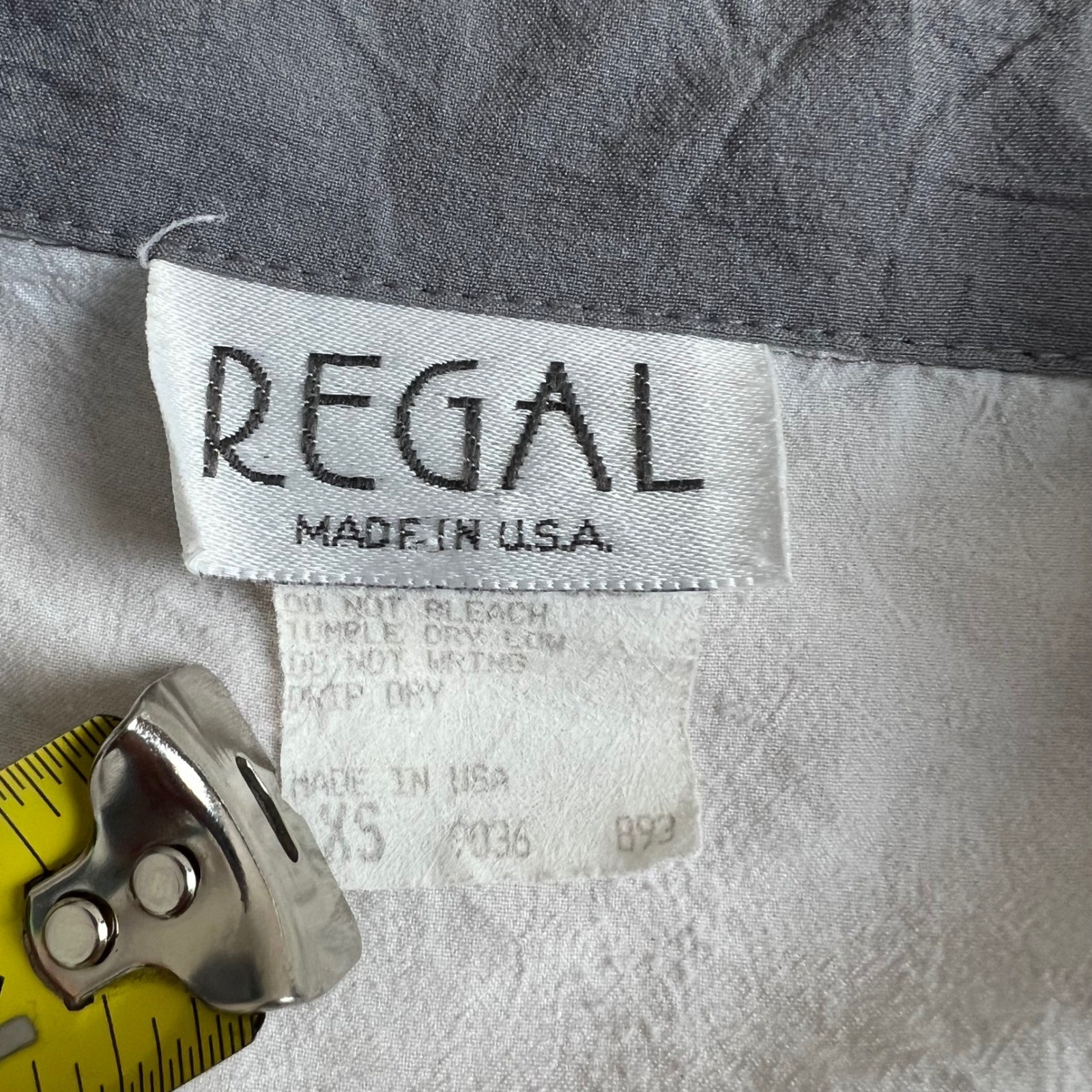 Regal Vintage 80s Western Pullover Top White Unique Button Detail XS Made in USA