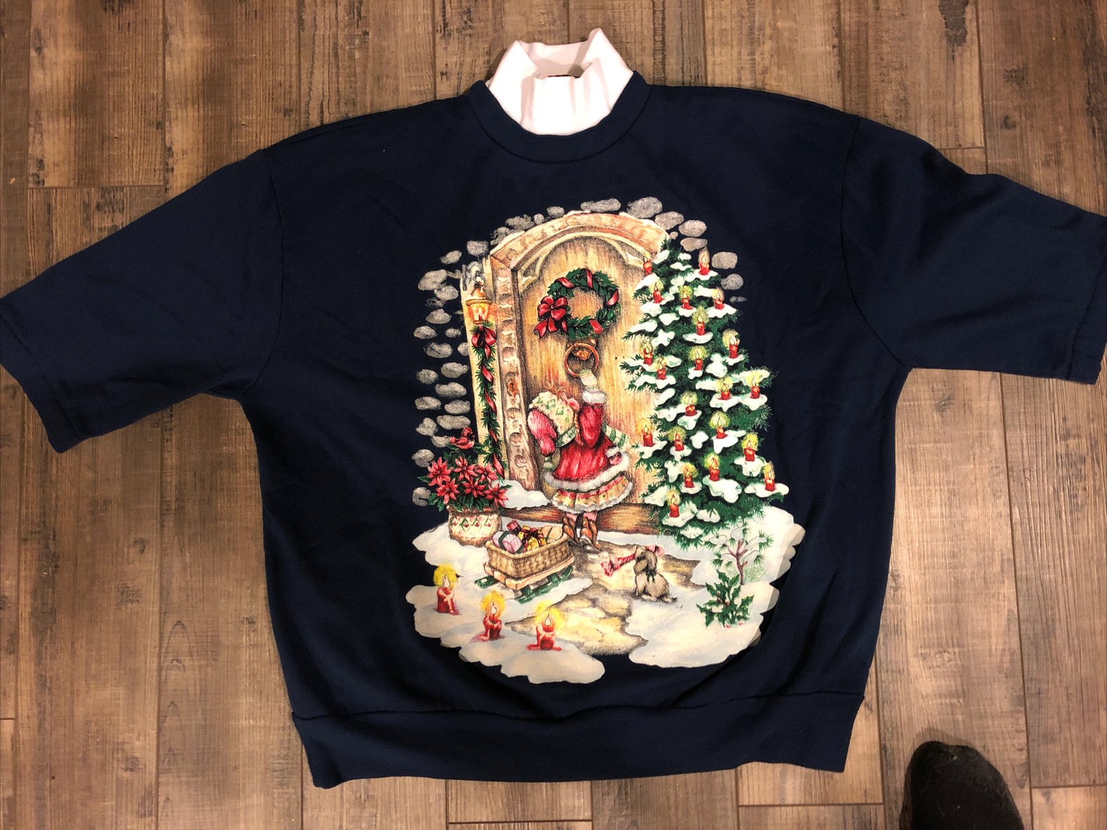 Vintage Nutcracker Christmas Front Door Scene Short Sleeve Sweatshirt Ugly Sweat