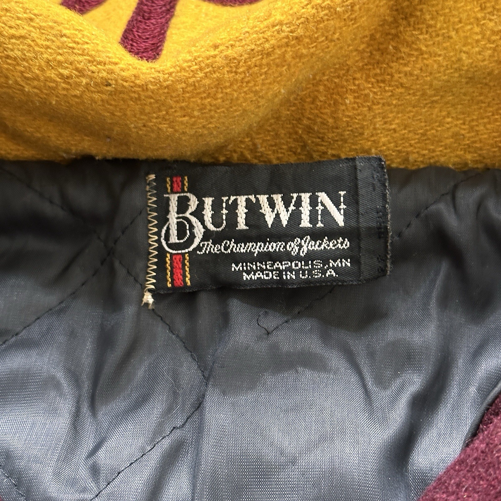Vintahe Butwin Bulldogs Burgundy Wool Blend Quilted Lining Varsity Jacket Sz m