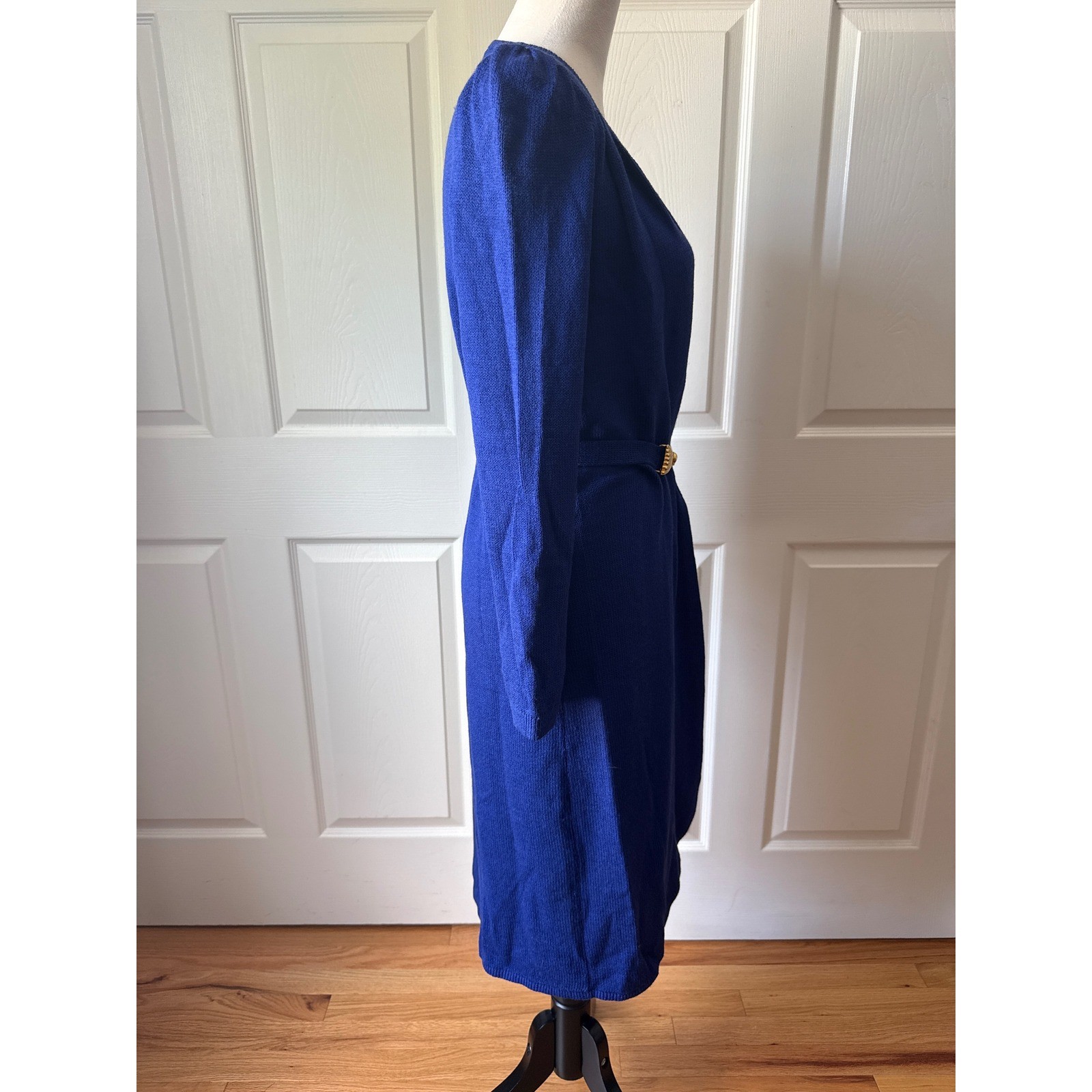 Vintage St. John Santana Knit Wrap Midi Dress Long Sleeve Gold Belt Est Size M