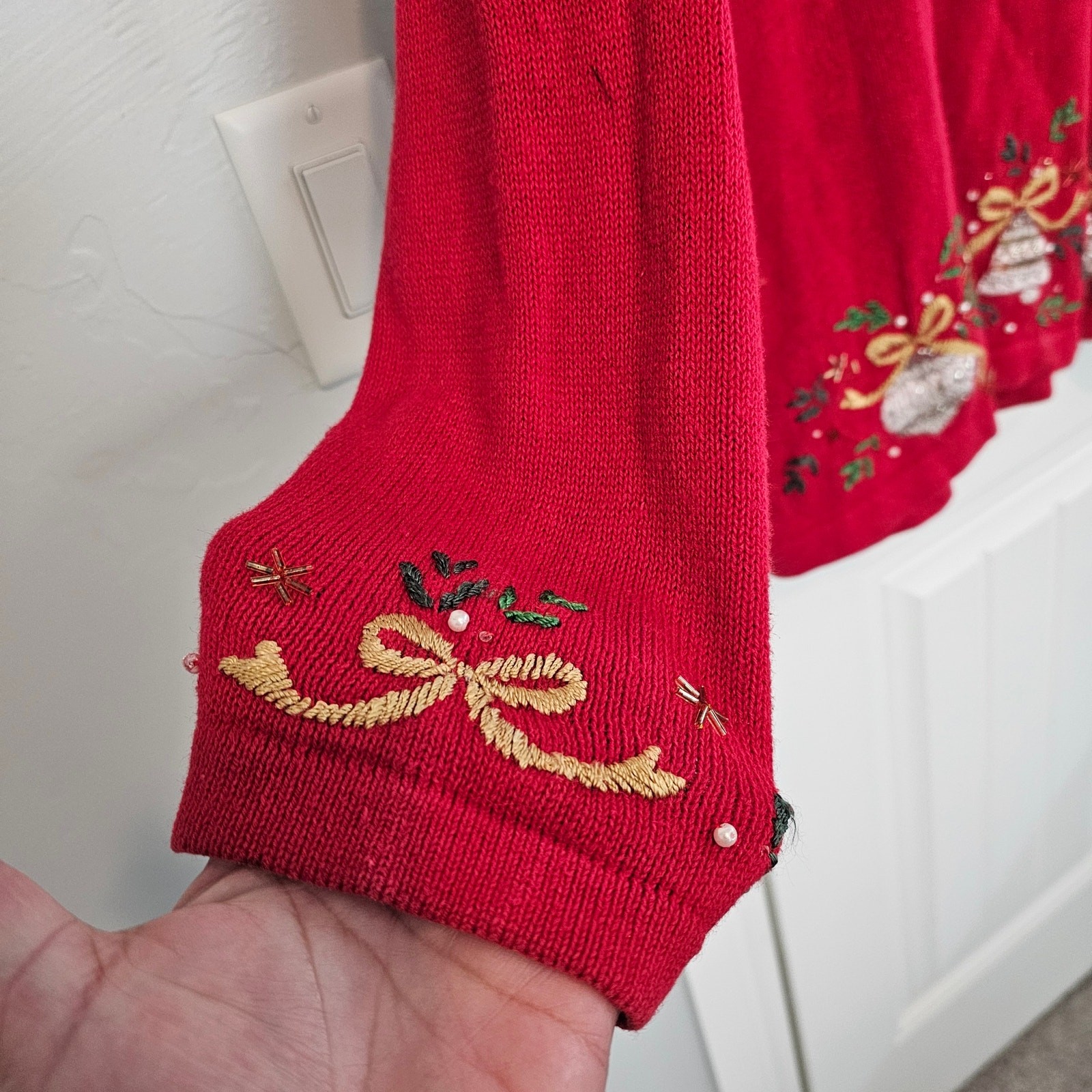 Vintage Christmas Sweater Women XL Red Embroidered Ornaments Holiday Beaded Glam