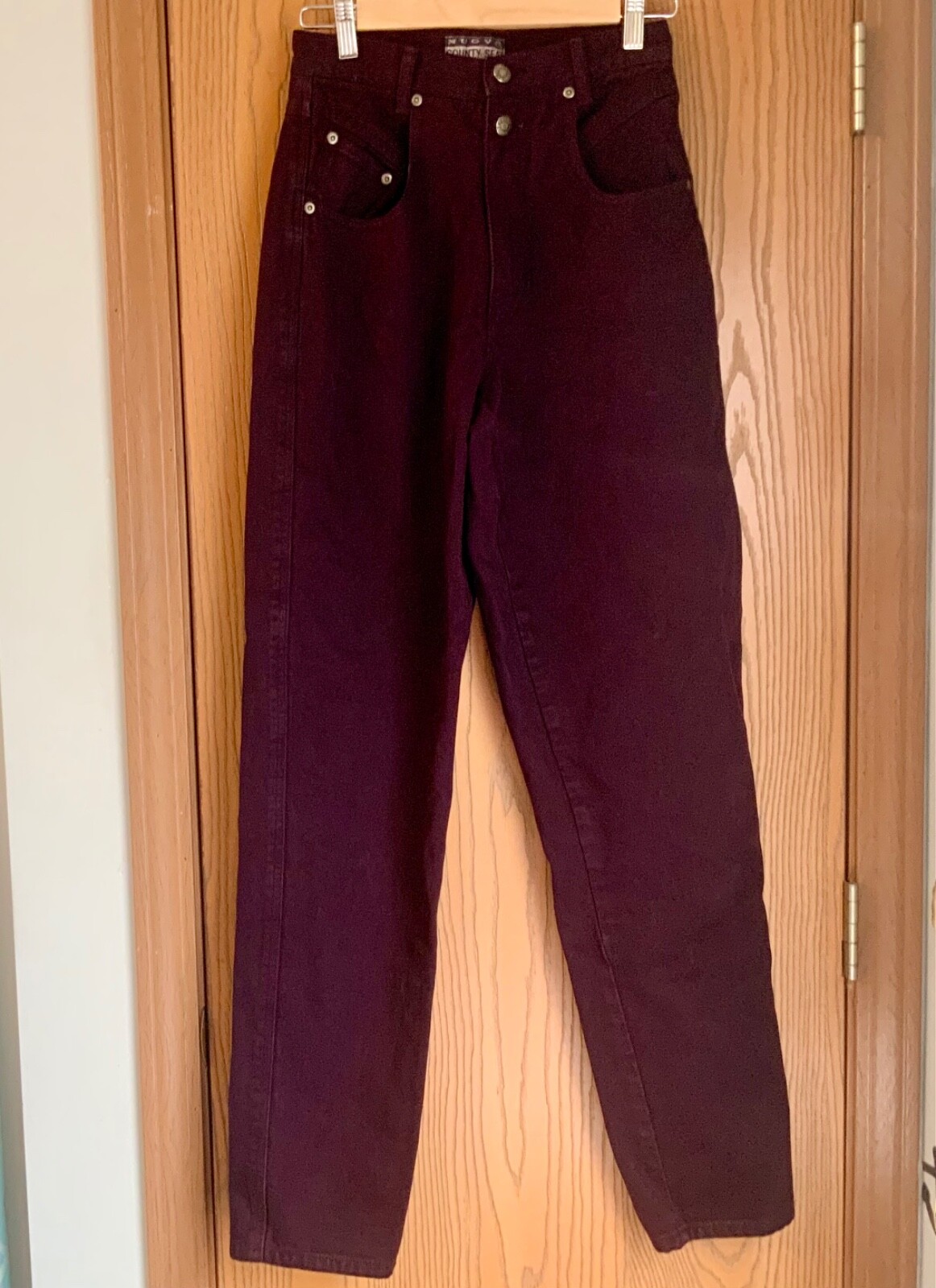 VINTAGE NUOVO DOUBLE BUTTON BURGUNDY DENIM JEANS SIZE 5/6 L WOMENS STRAIGHT LEG