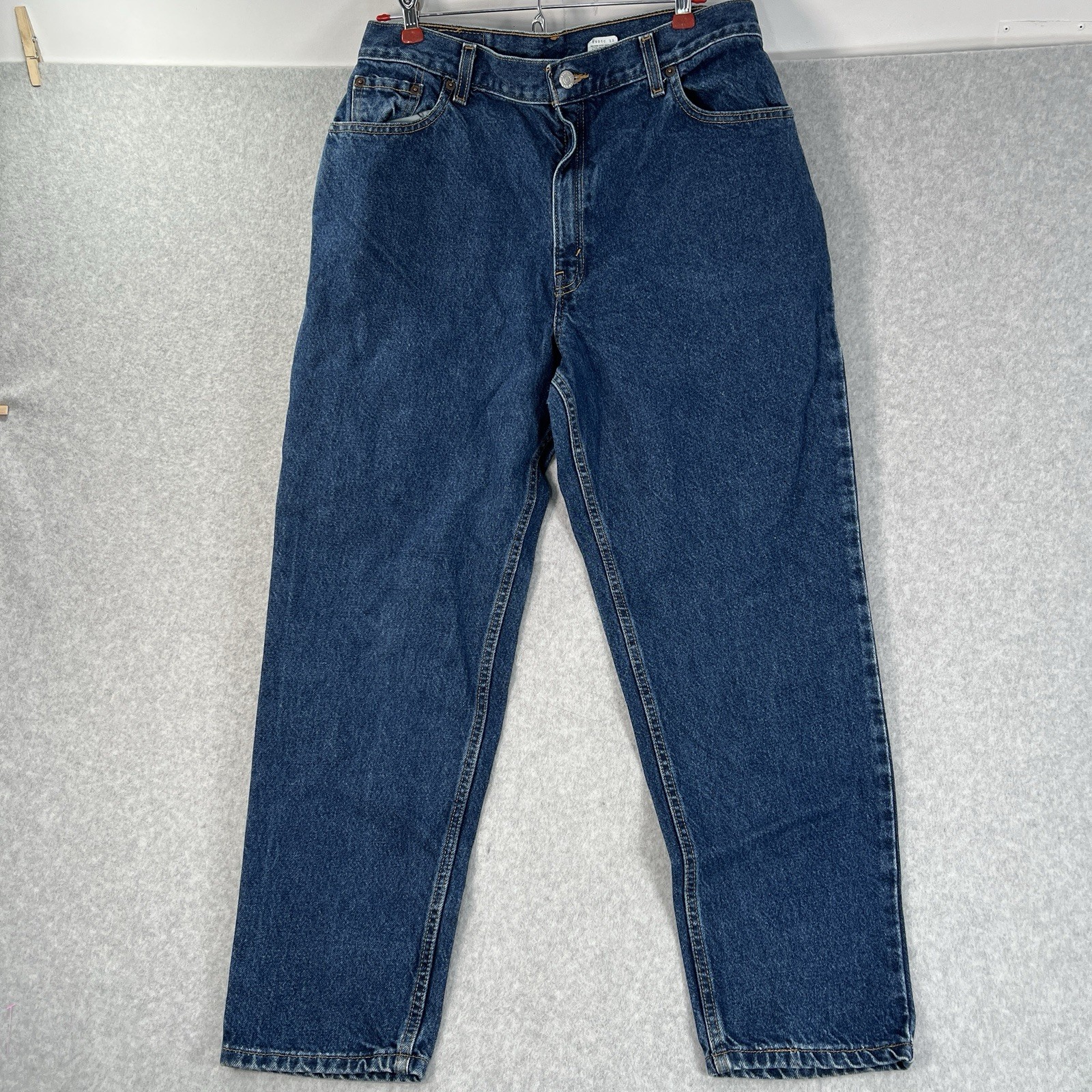 VTG Levi’s 550 mom Jeans Womens 31×28.5 (14) Blue USA Relaxed Fit Tapered Denim