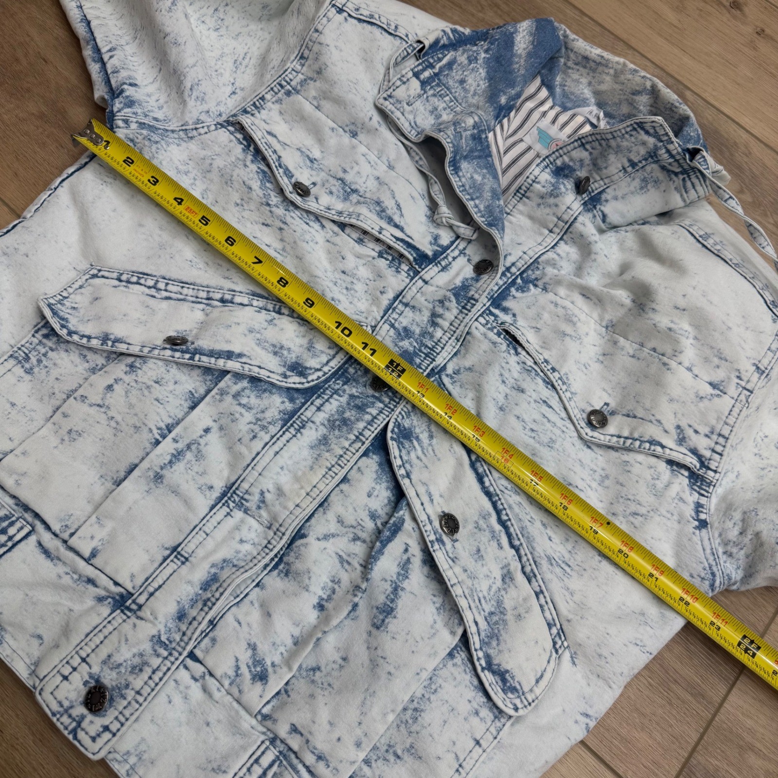 Vintage Izzi Blues Acid Wash Denim Bomber Jacket Distressed Blue Jean Grunge 80s