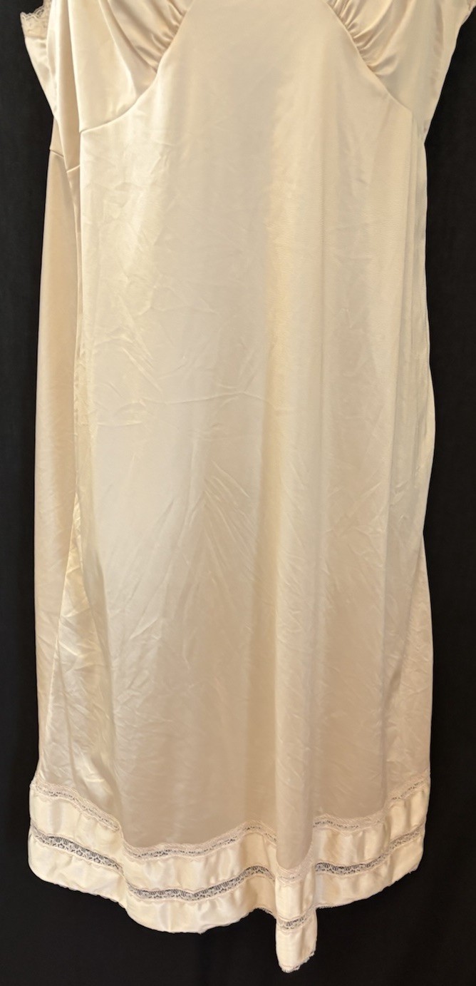 Vintage SEARS Anti Cling Beige Nylon & Lace Full Slip Size 36 USA SHIPS FREE
