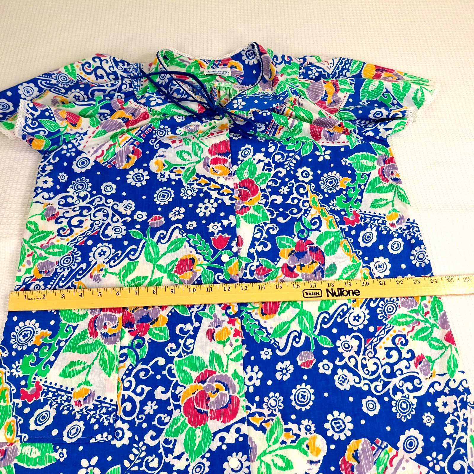 Vintage Lounge Around Women’s Size L 12 ? Snap Buttons Blue Floral Made In USA
