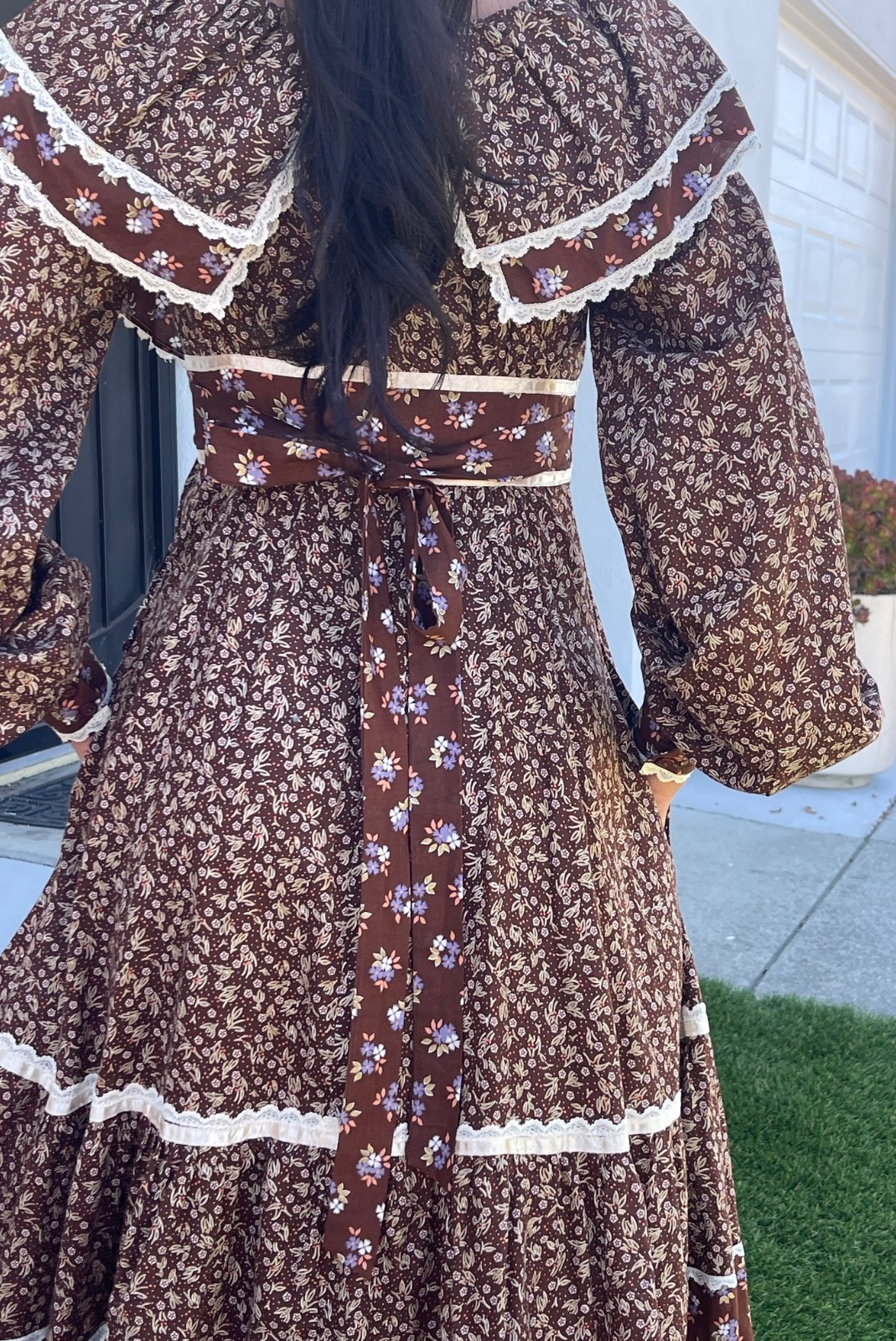 Vtg 1970s Gunne Sax Style Brown Calico Prairie Dress Ruffle Midi Small~Tag Cut
