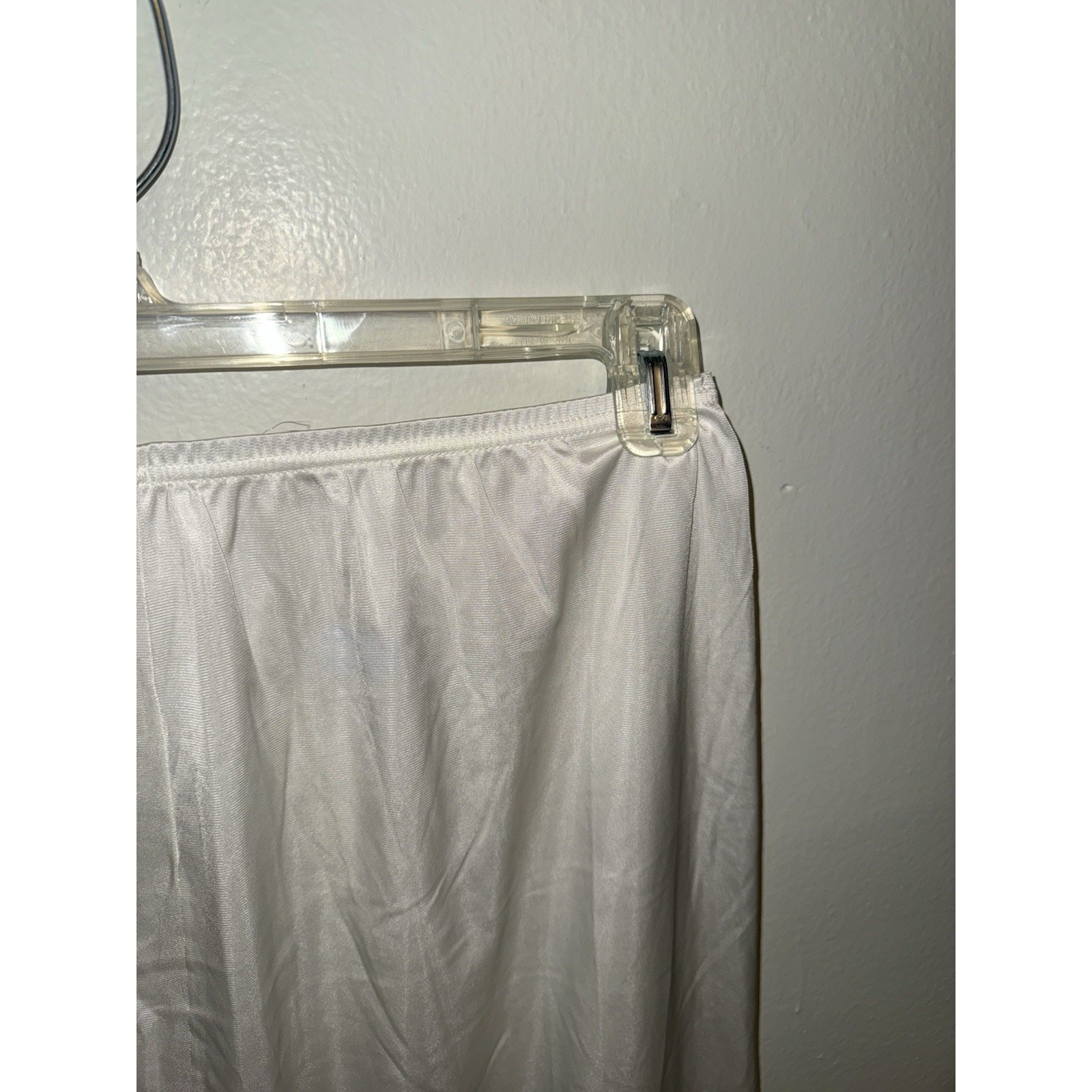Vintage Lorraine Womens Cream Half Slip 100% Antron Nylon Sz Med Tall 28” Long