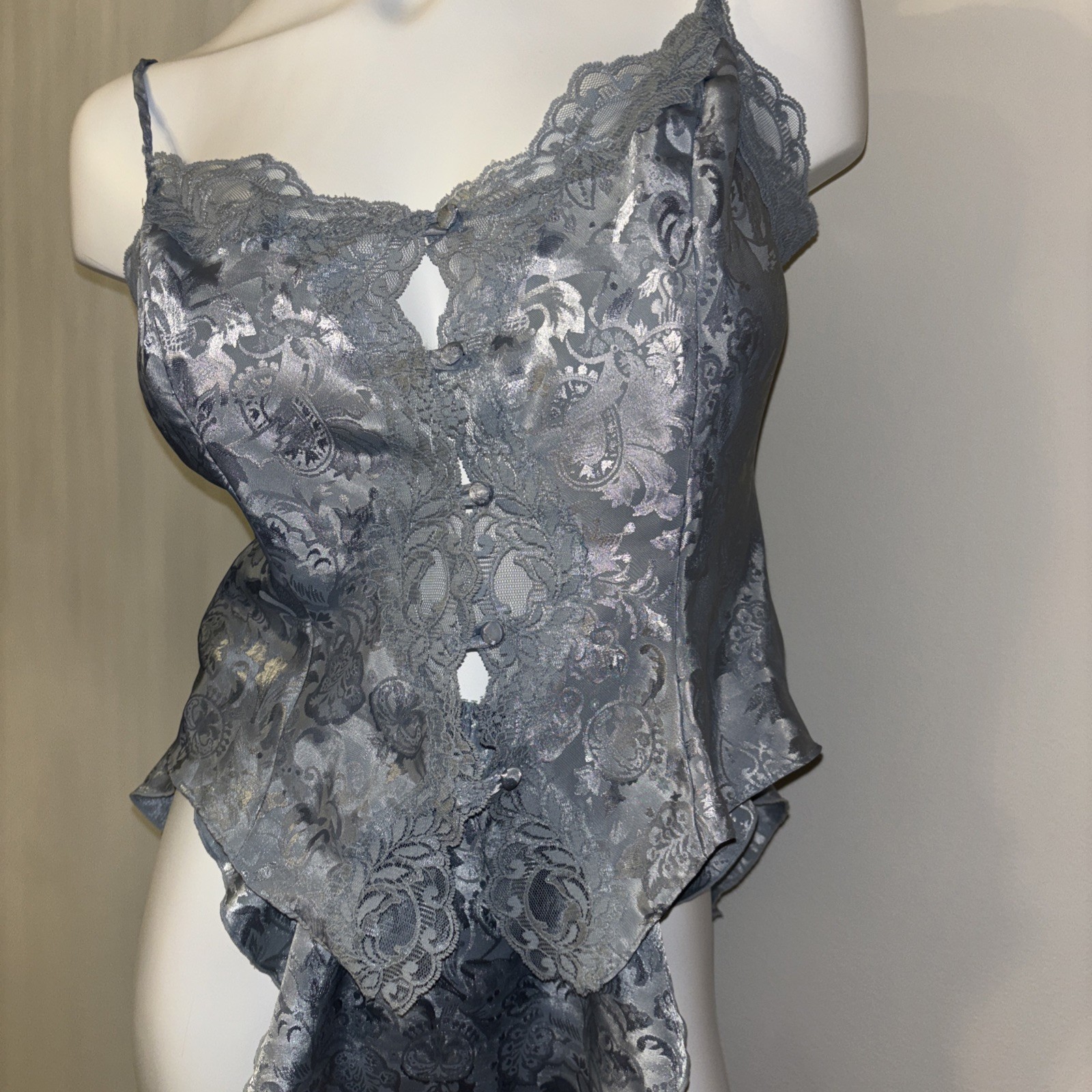 Victoria’s Secret Jacquard Lace Satin Set Top & Bloomers Flutter Gold Label VTG