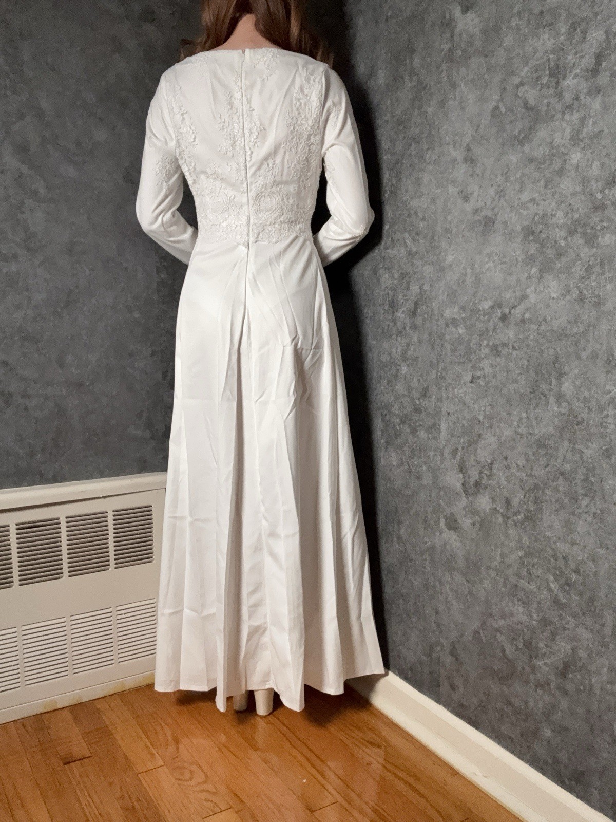 ✨ Rare 1970s Handmade Vintage Wedding Dress – Restored, Pristine Condition ✨