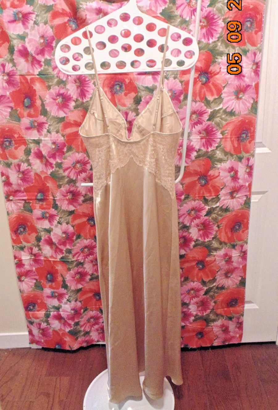Vtg. Warners Marilyn Monroe Gold Satin Nightgown Lace Top, Split, Straps Size S