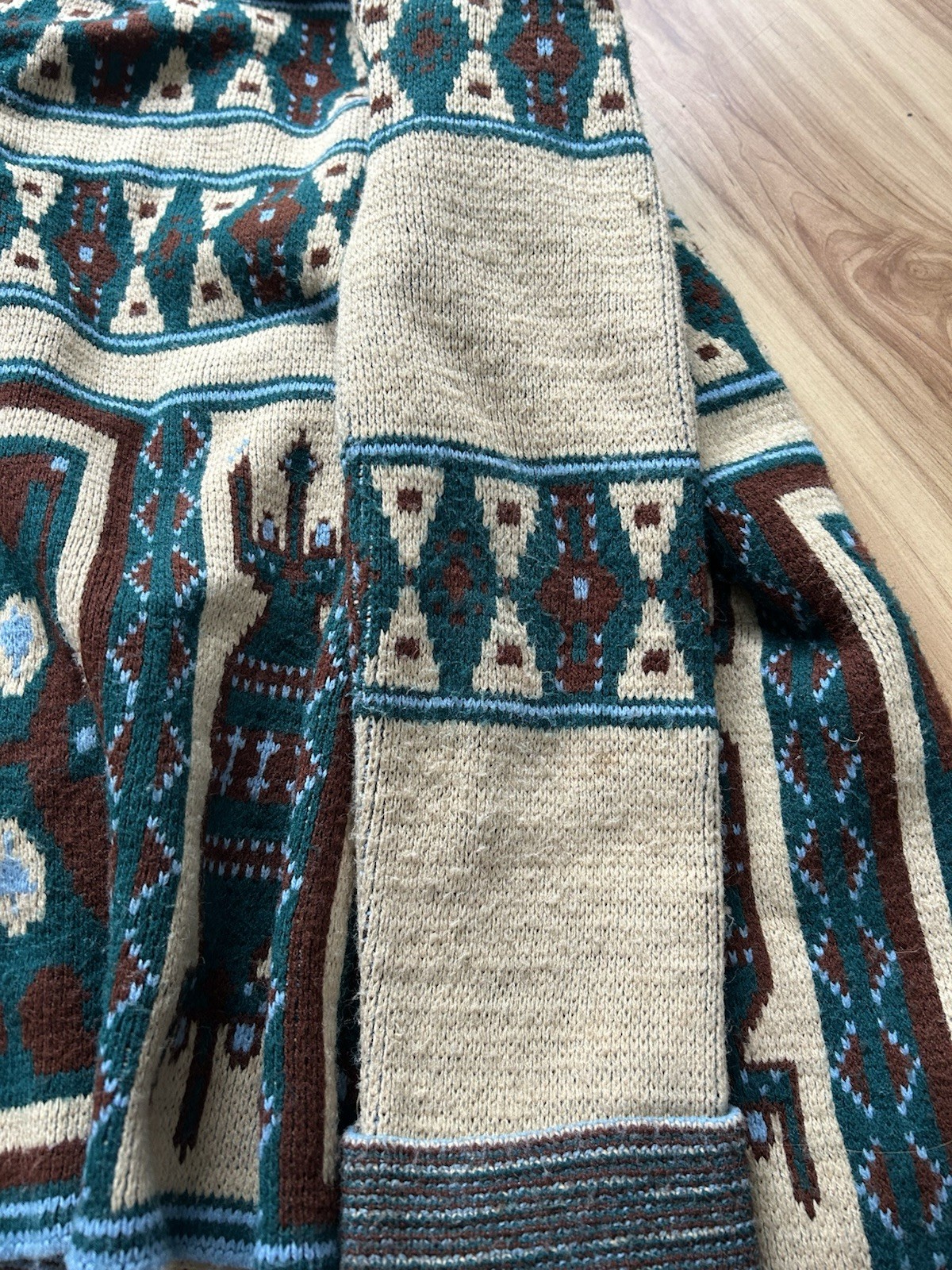 Vintage Women’s 70s Wintuk Sabra Cardigan Aztec Tribal Boho Collared Hippie S