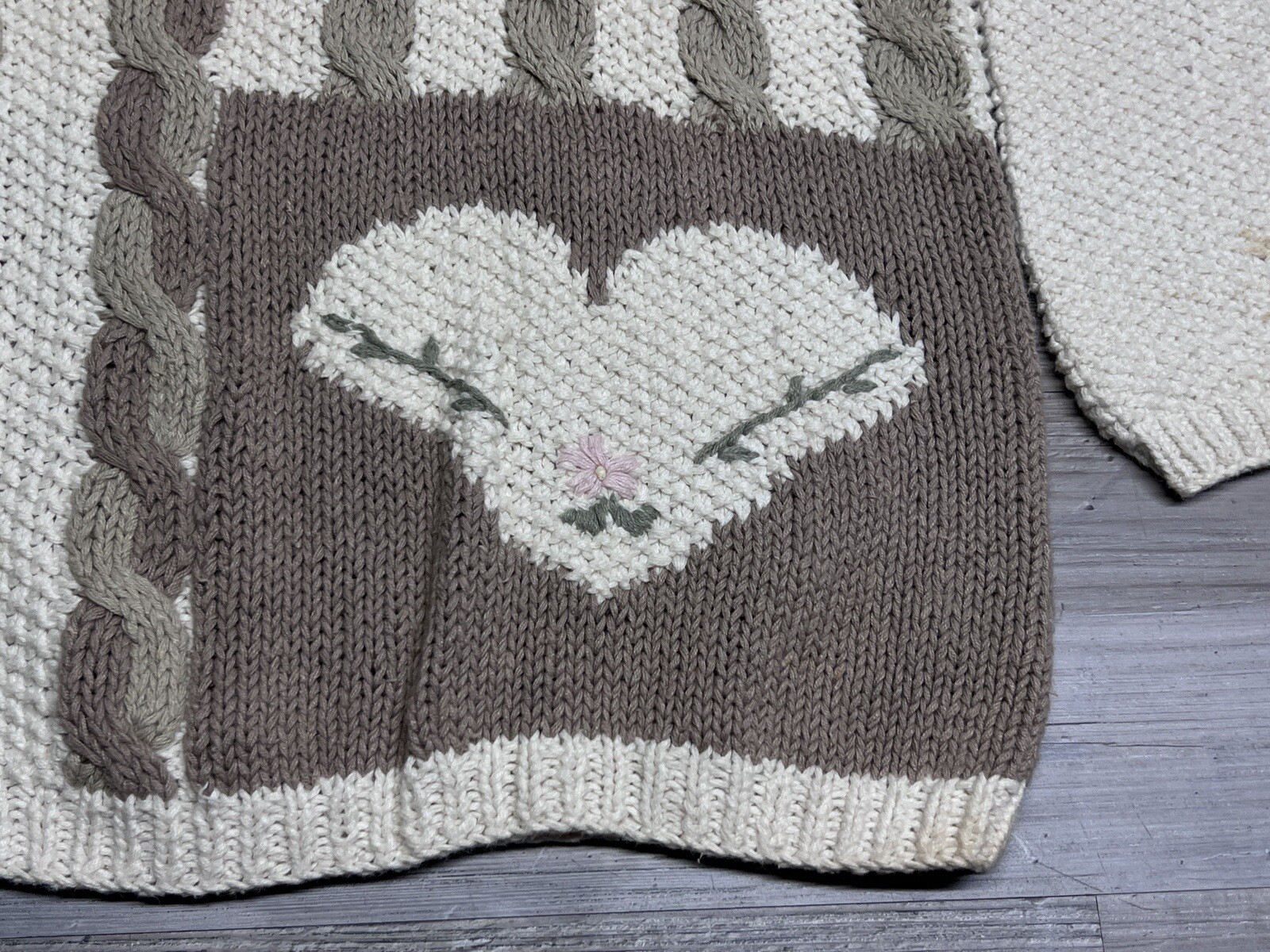 Vintage Floral Heart Patchwork Knit Pullover Sweater Cottagecore Grandmacore M
