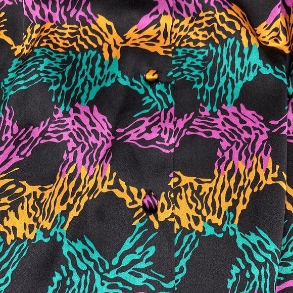 Lloyd Williams 100% Silk Blouse Vintage Abstract Animal Print Mock Neck Festival