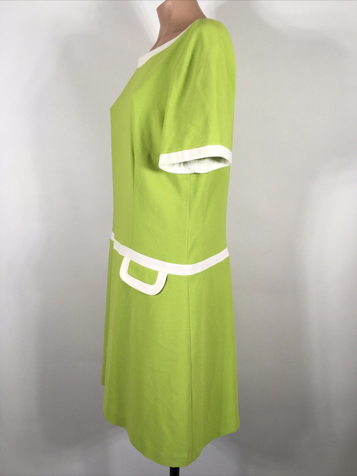 Vintage 60s 70s NOS psychedelic Mod GOGO Shift Dress Neon Green sz 14 90s does
