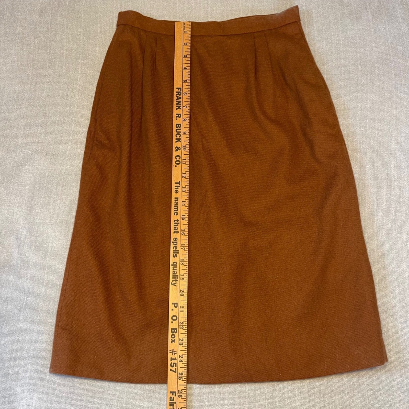Vintage Thalhimers Brown Wool ? Pencil Skirt Made in USA 12 Academia Modest FLAW