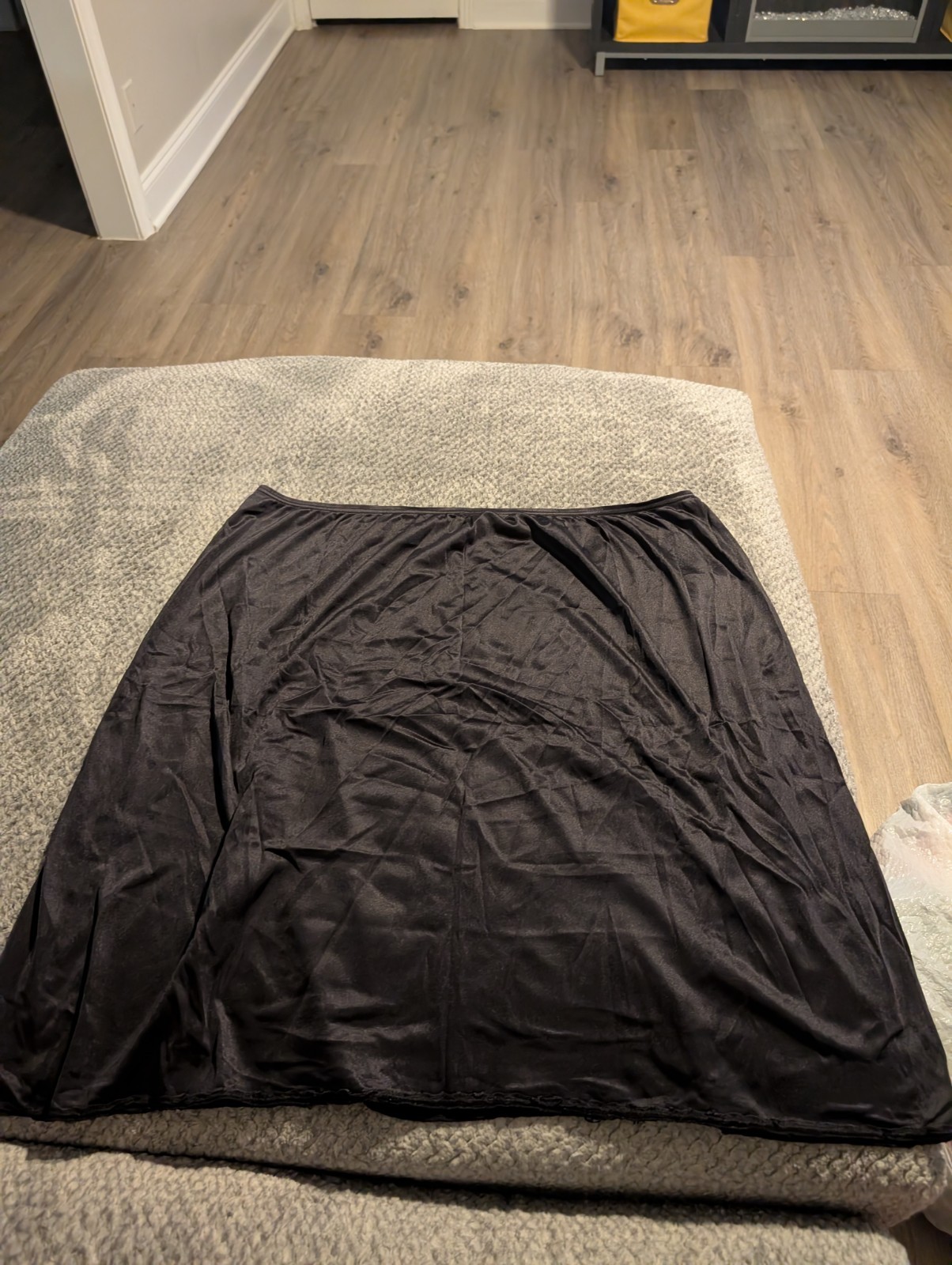 Women’s Plus Size Black Slip Size 28″ 2xl Vassarette Style 11-805