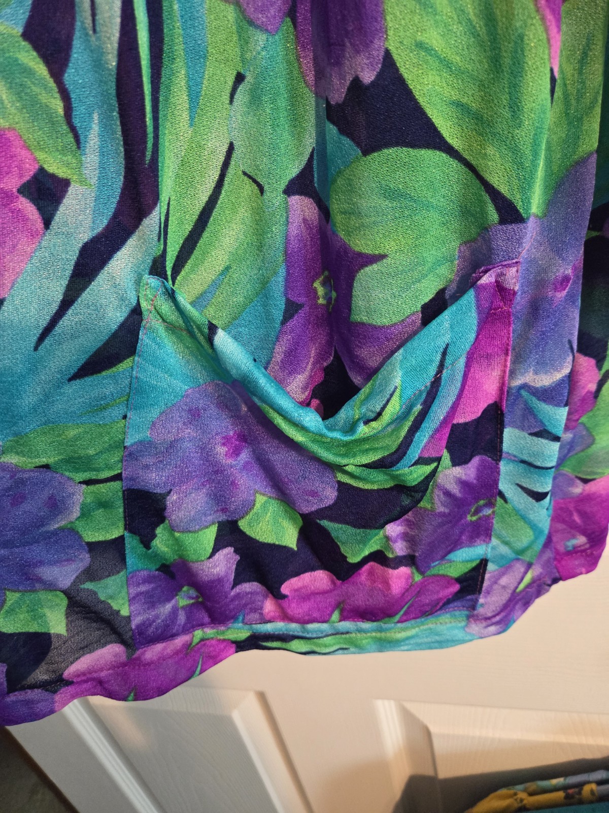 VINTAGE COLE OF CALIFORNIA PURPLE/GREEN/RED NYLON SWIM COVER-UP Pockets