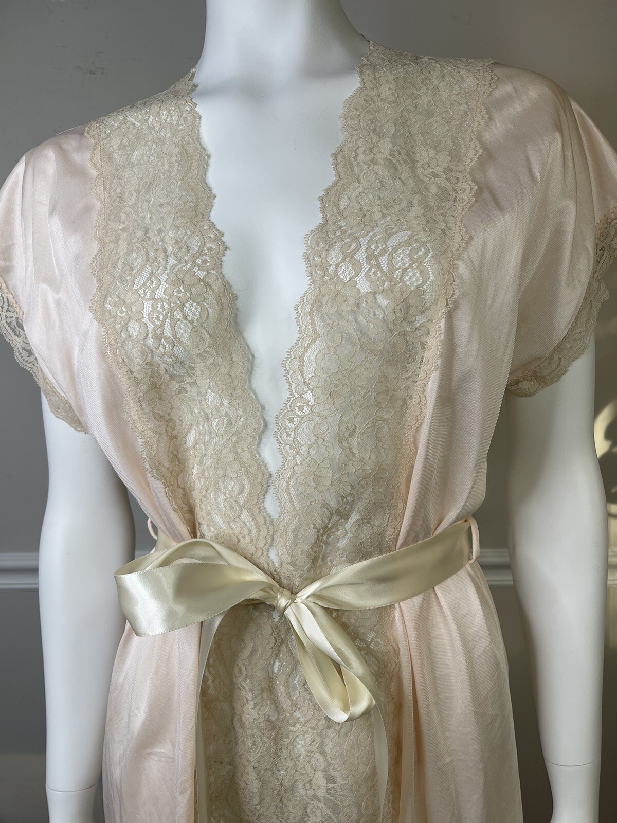 Vintage Soft Moment NY Pink Tan Nylon Lace Ribbon Sexy Night Gown Robe Size Med