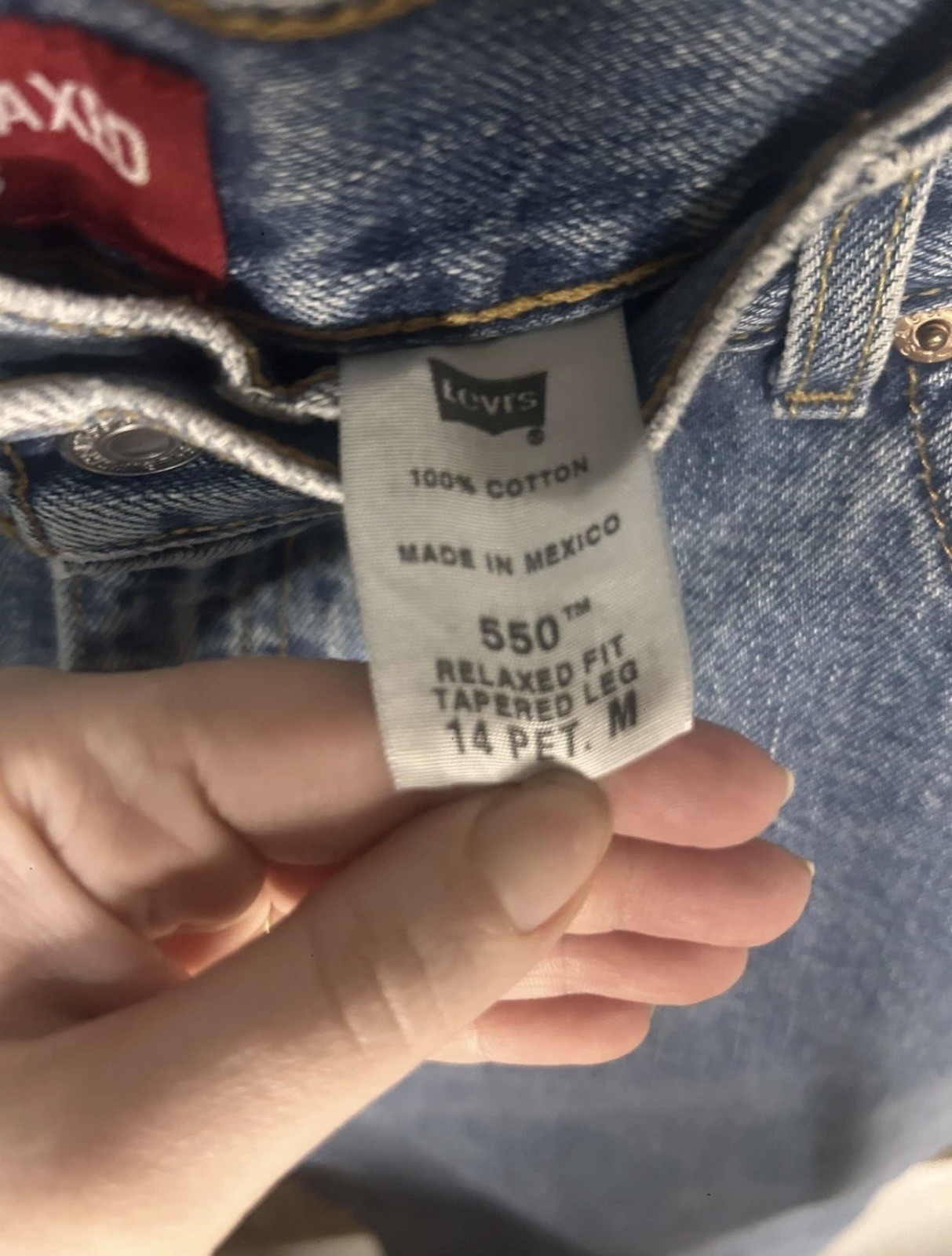 Vintage Levis 550 Relaxed Fit Jean Women 14 Pet. M USA Tapered Leg Denim 90’s