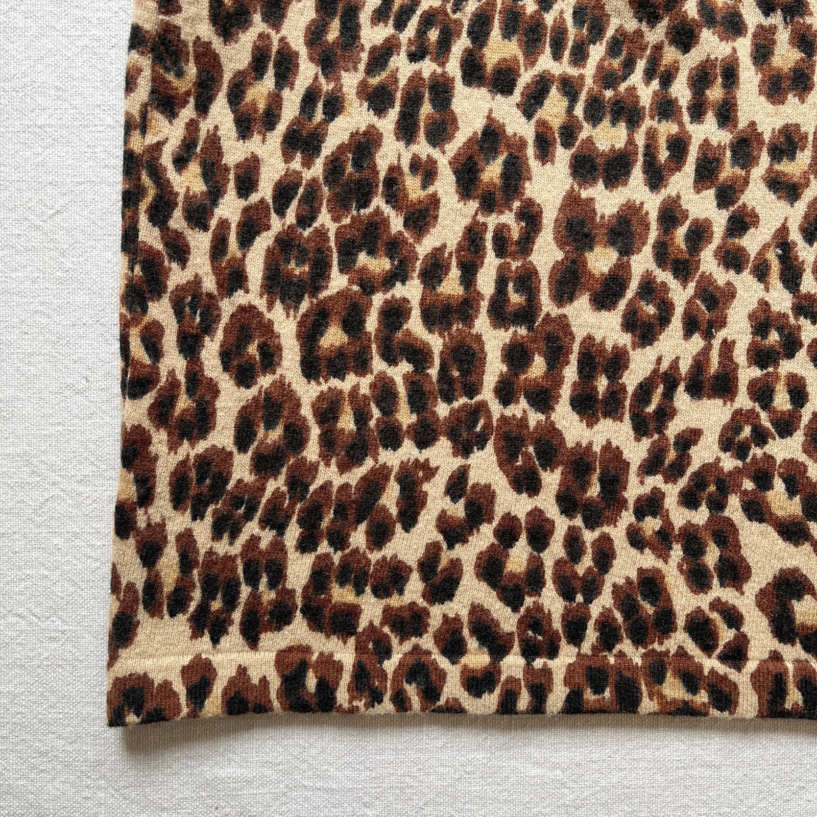 Vintage 80s Magnolia Leopard Animal Print Wool & Angora Crew Neck Sweater
