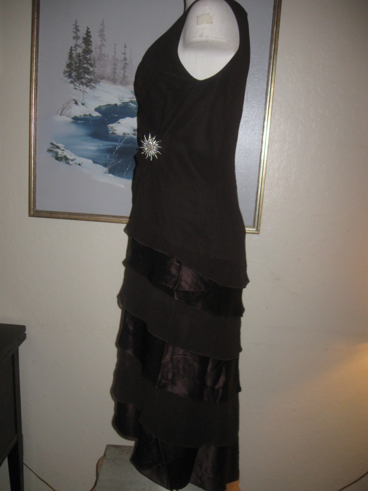 Tadashi Silk Cocktail dress Mocha mermaid hem ruffles Rhinestone Brooch wispy 6