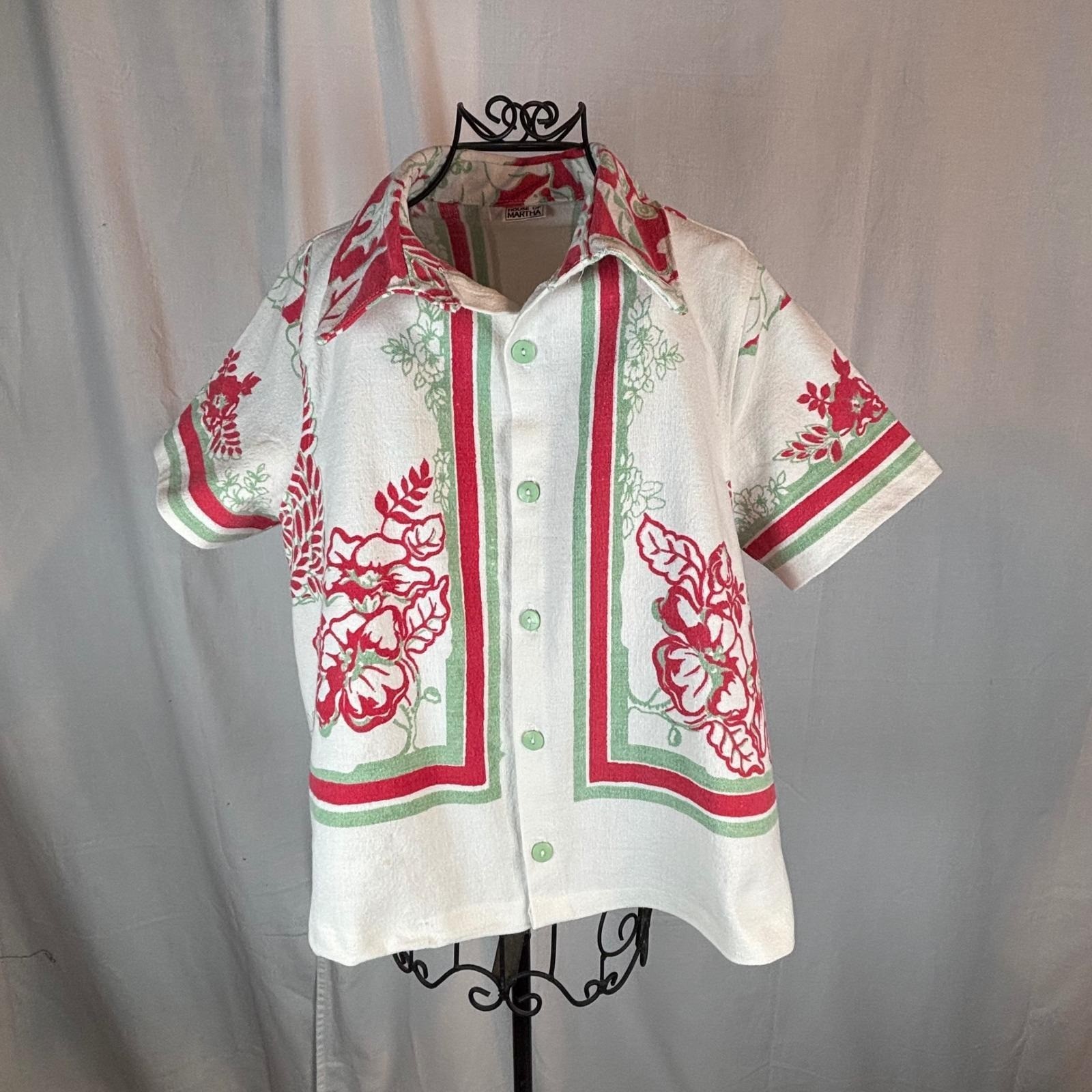 Vintage Upcycled Floral Tablecloth Print Button Up Shirt Red Green White Sz S