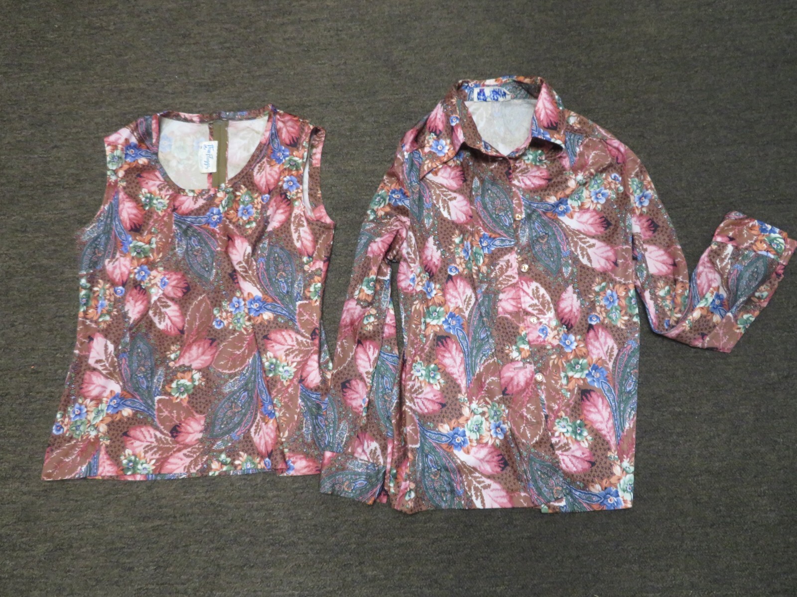 2 PCS. WOMEN’S VINTAGE TOPS MADE BY THREE FLAGGS
