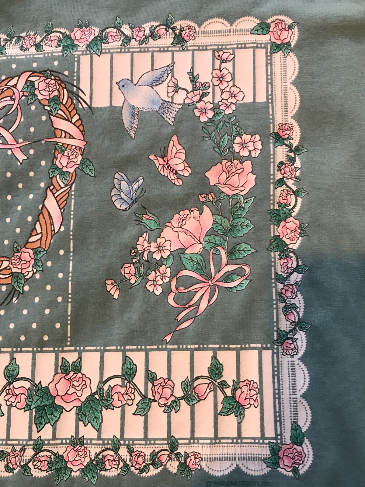 Vintage Women’s JERZEES t-shirt Large Birds/Butterflies/Roses Nature Made in USA
