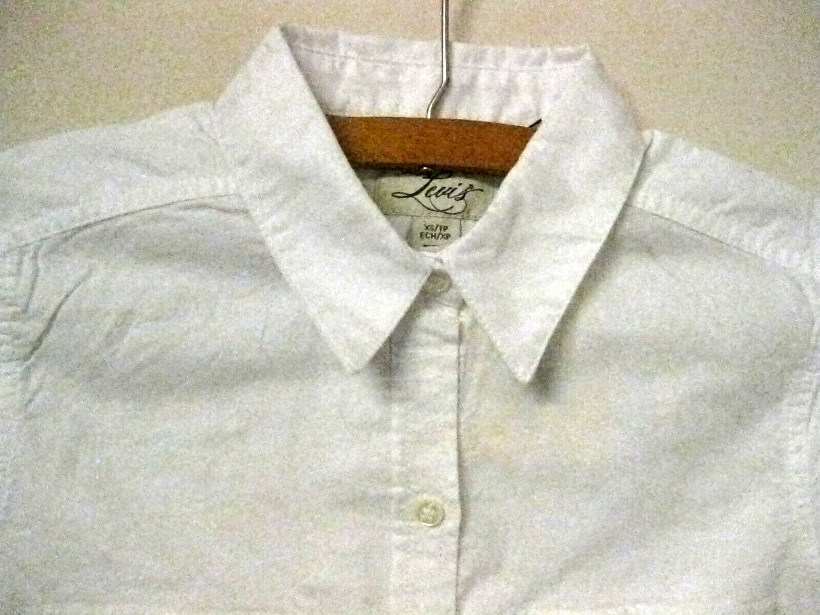 Women’s Levi Heavy Denim Cotton Twill White Western Shirt Size XS Long Sleeve