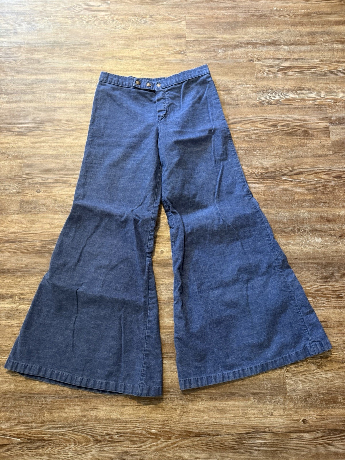 Vintage 70s Flare Jeans Size 30×29 Blue Bell Bottoms Wide Leg Hippie Groovy