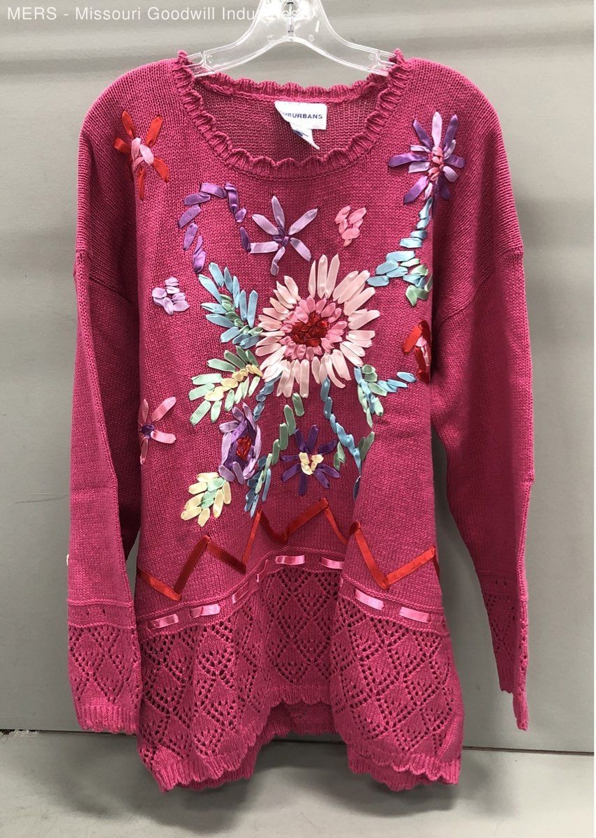 Vintage 90s Suburbans Women’s Pink Floral Ribbon Embroidery Sweater XL