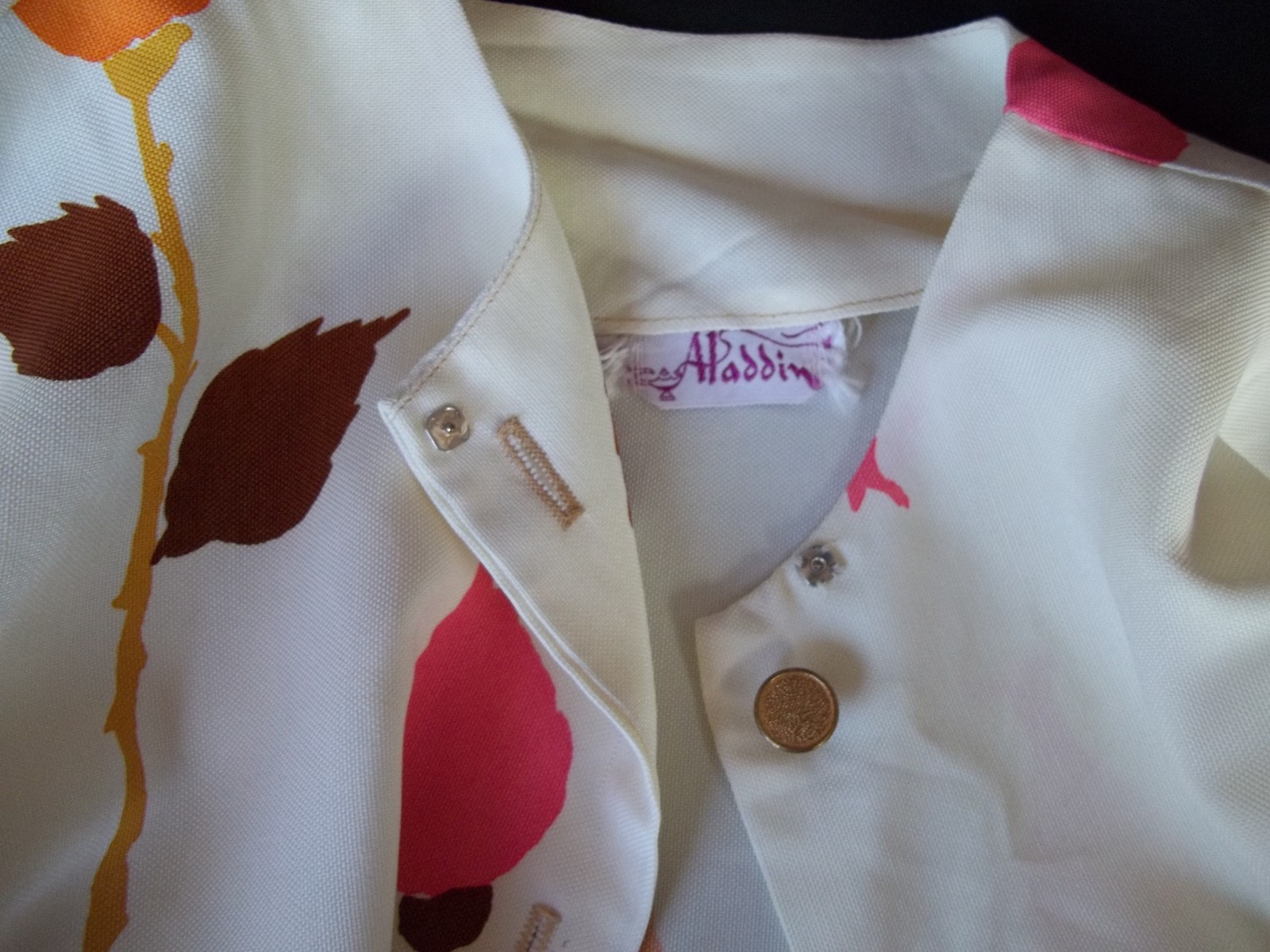 Vintage Jacket / top Lightweight Aladdin 50’s 1960’s Bold Flowers Rose Bud S