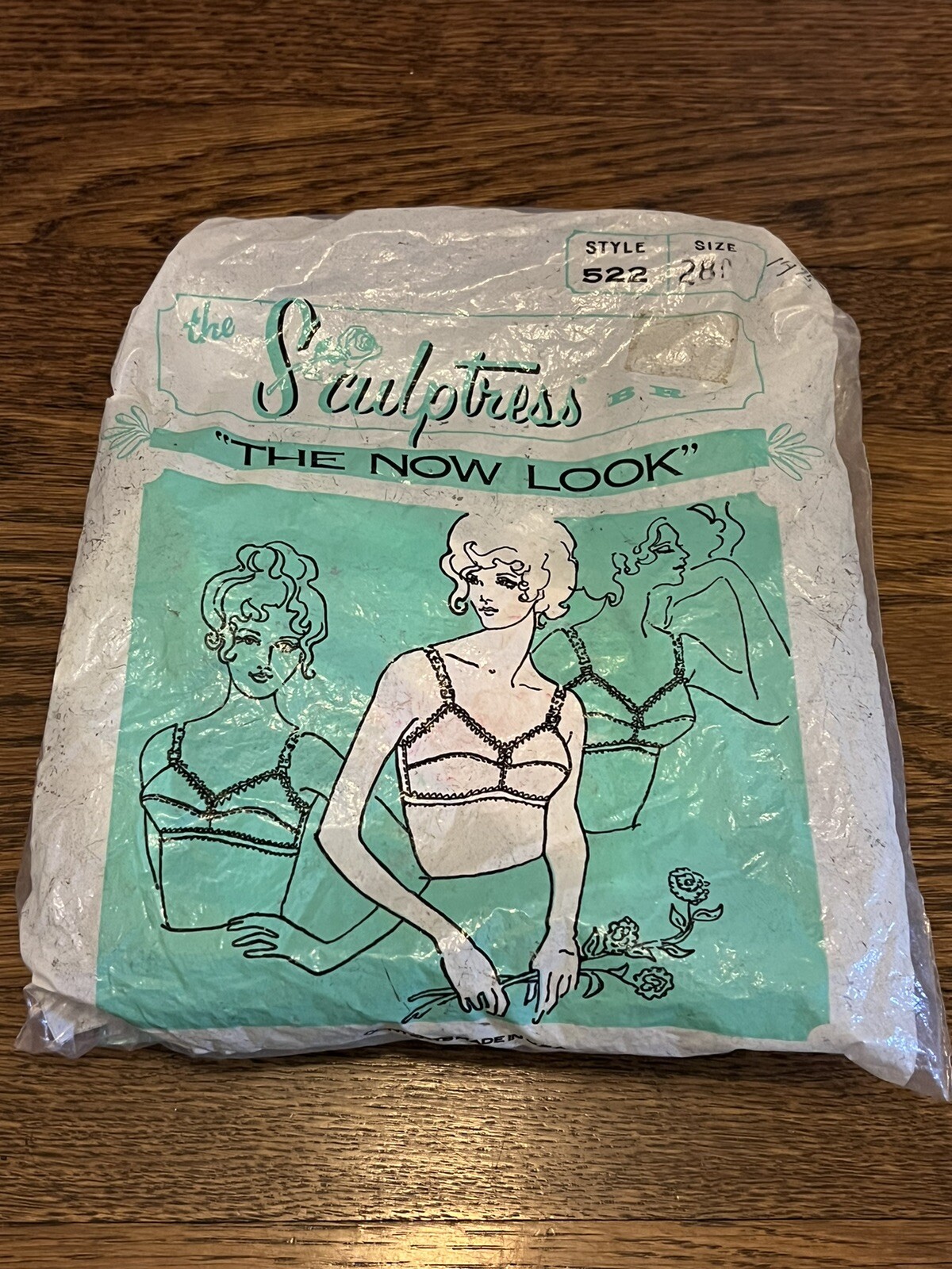 NEW Vintage 1970’s Sculptress White Poly Bra Style 522 w/Attached Banderin 28C