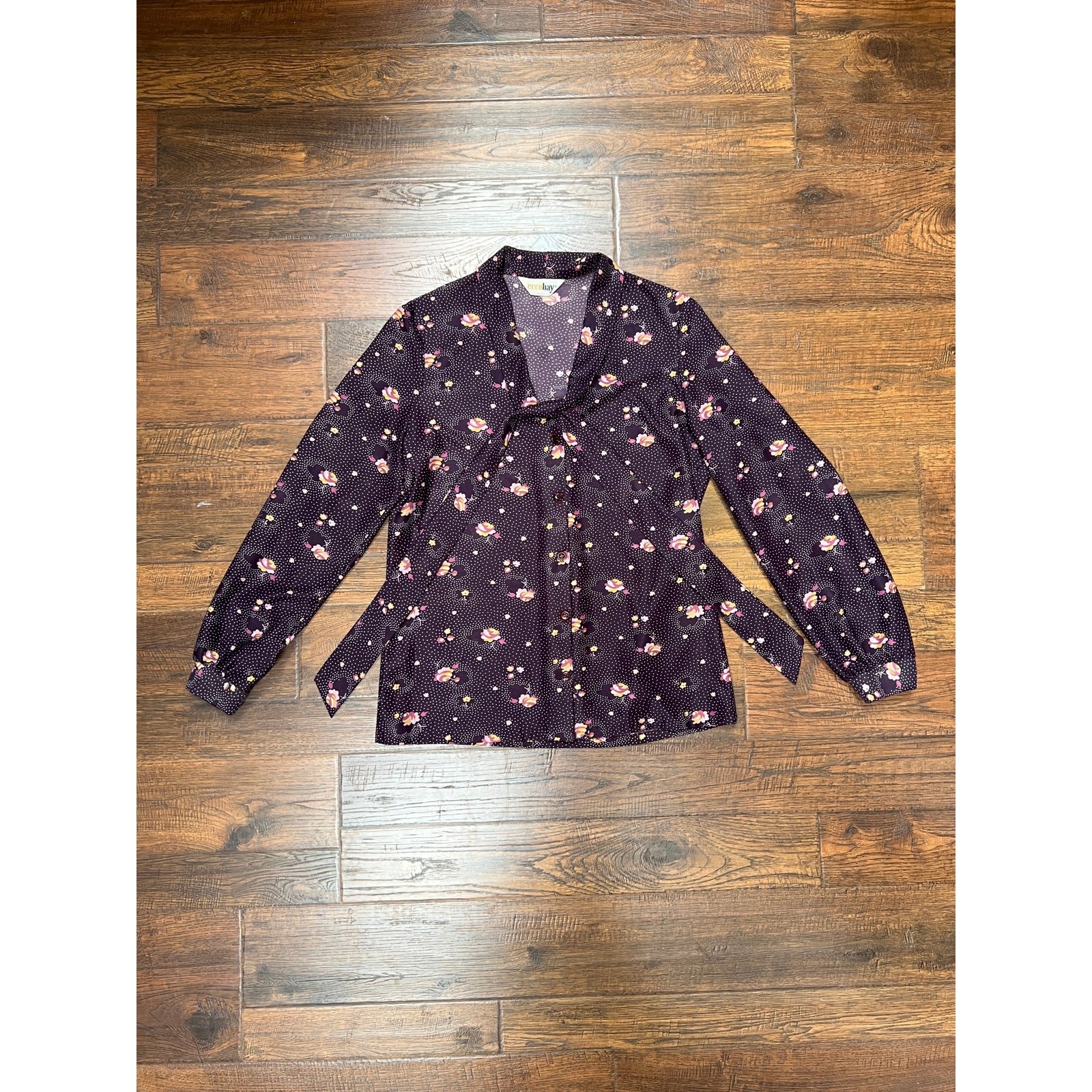 Vintage 1970s Polyester Tie-Neck Blouse Flower Clusters on Purple Ecco Bay MED