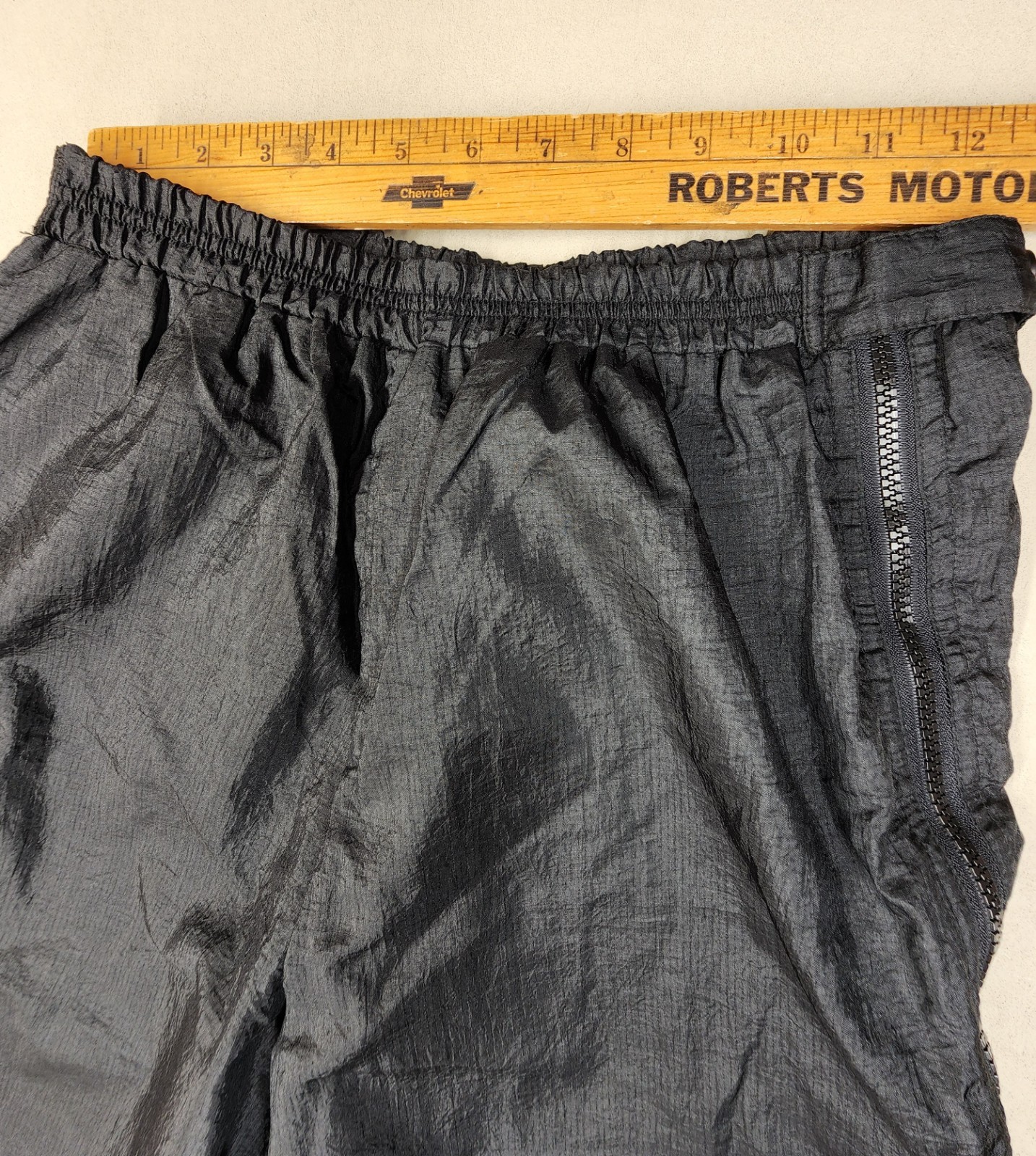Helly Hansen Black Womens Windbreaker Medium Pants Vintage 90’s