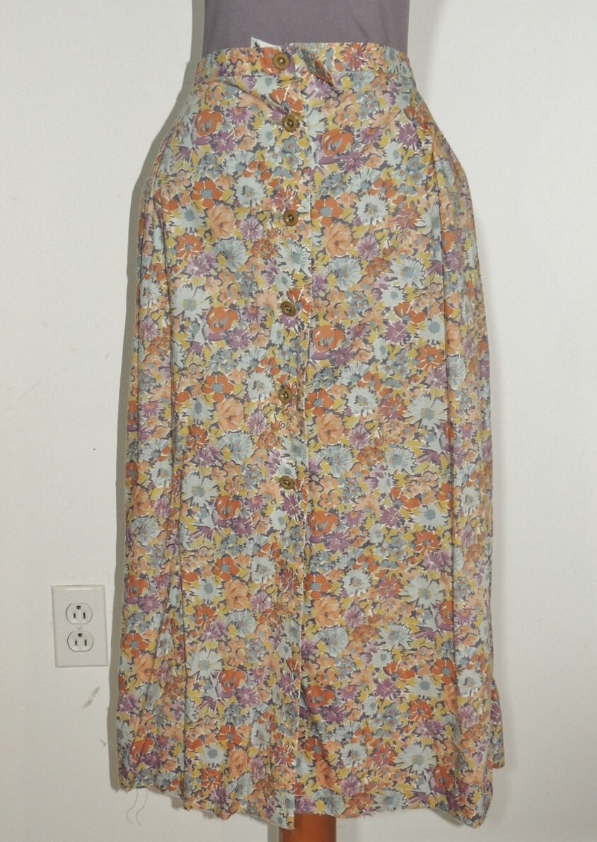1970’s Jaeger – London Floral Print Cotton Button Skirt sz 8 w- 29 – 30