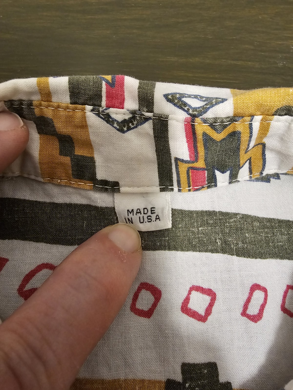 Womens Vntg Cherokee Aztec Geometric Print All Over Button Up Made In USA C441