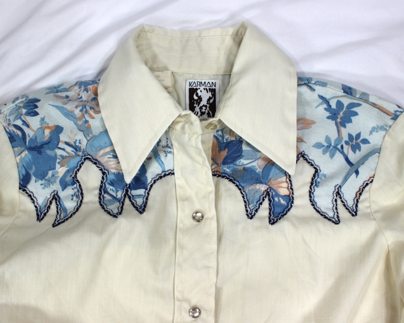 Vintage 70s Karman Western Shirt S/M Thin Floral Embroider Flame Snap Yoke USA