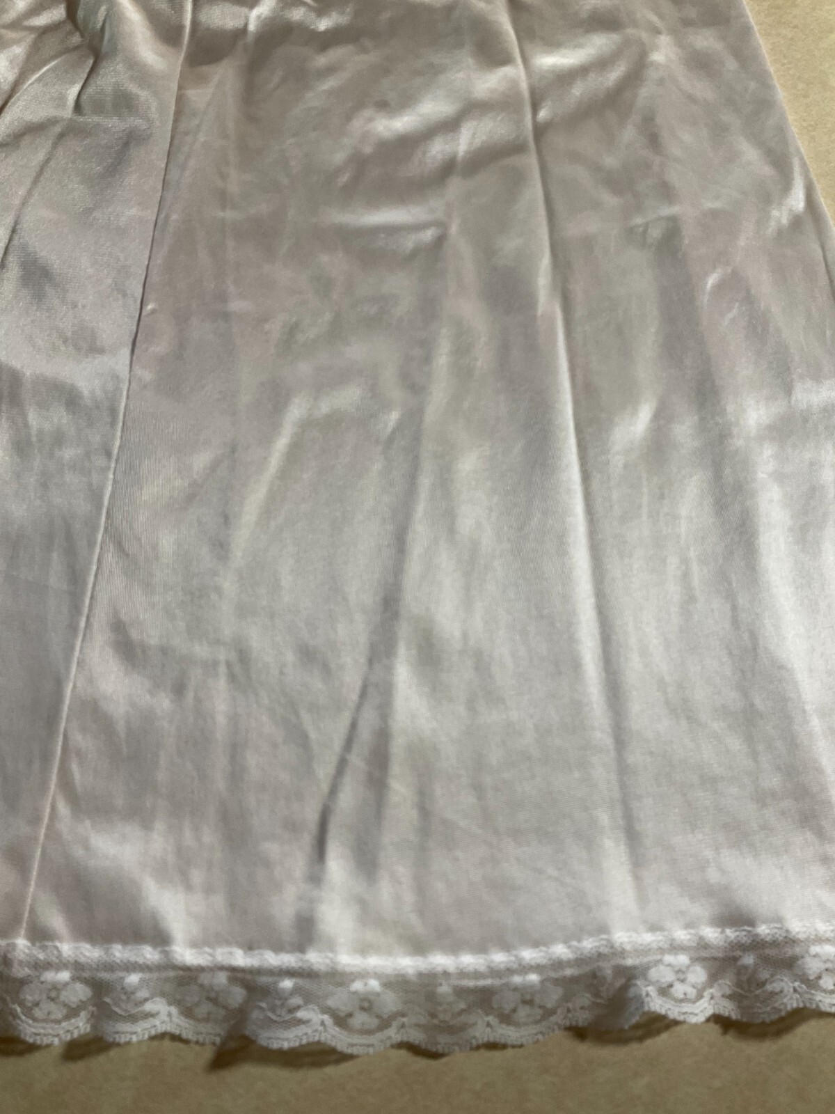 Warners Perfect Measure 29″ White Lace Trim Half Slip-Large Made in USA (C94)