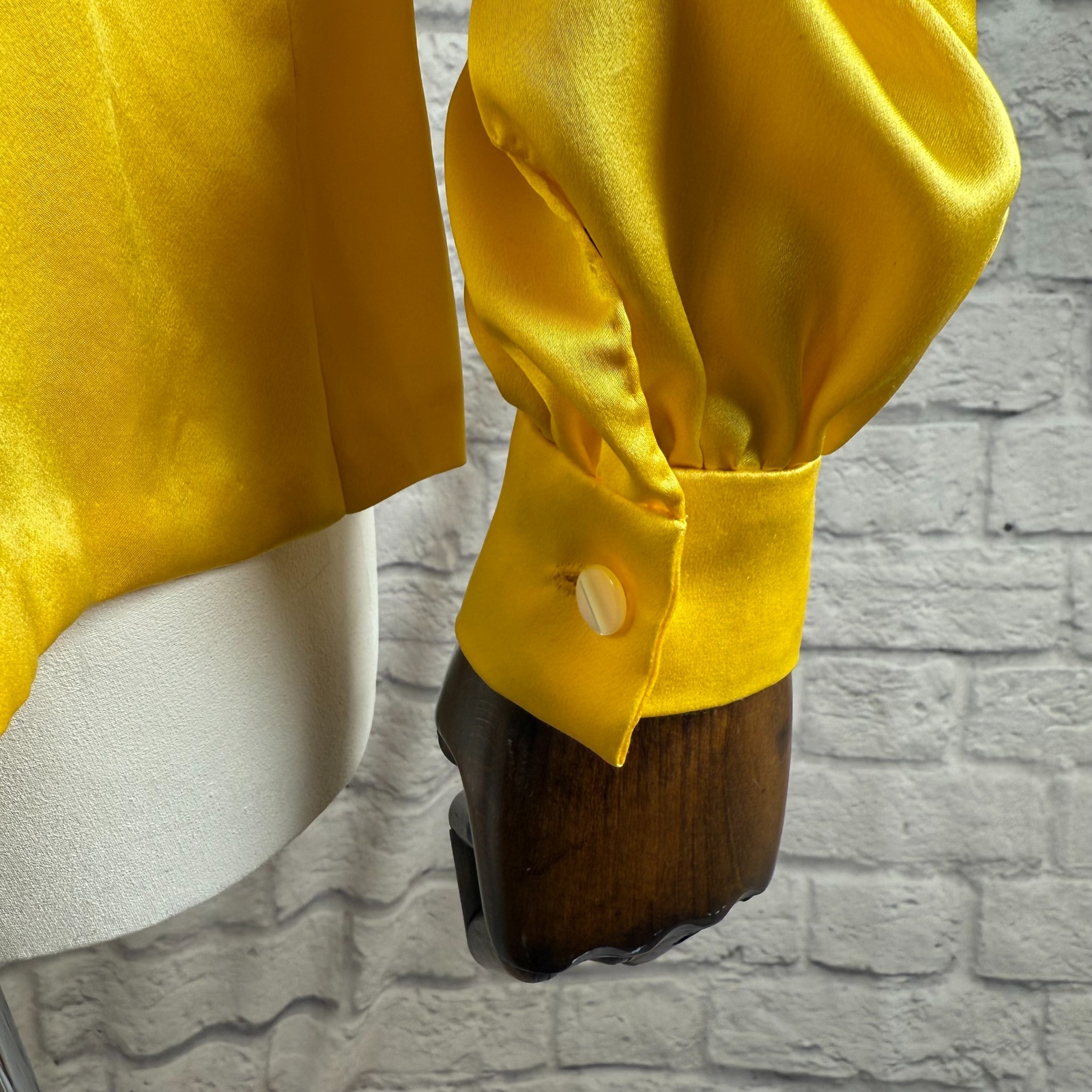 VTG Roberto Avolio Yellow Silk Women’s Blouse And Scarf Made In Italy Sz 42 US 6