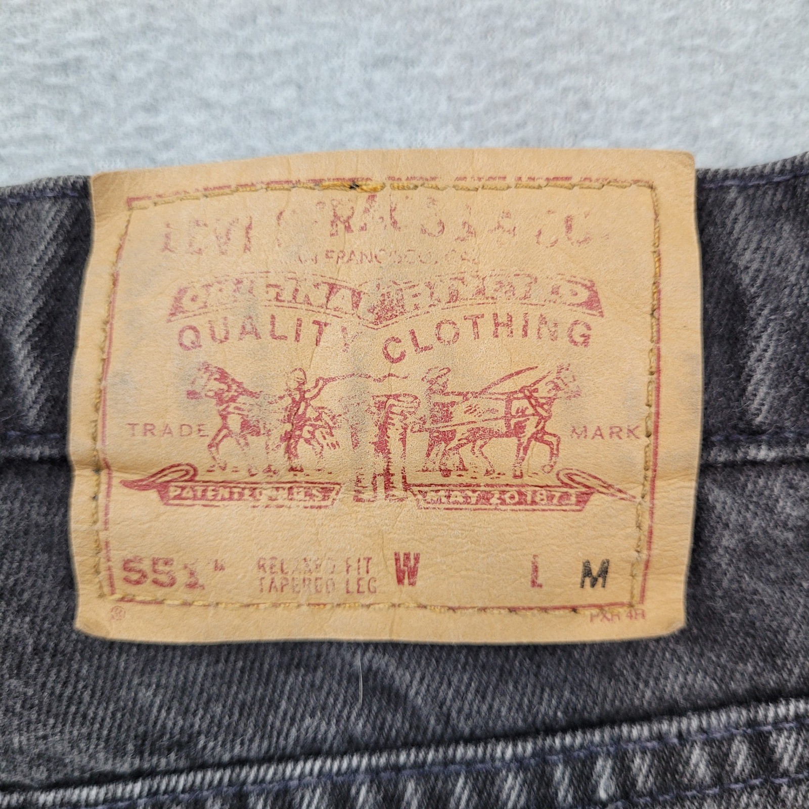 Levi 551 Relaxed Fit Tapered Leg Jeans Women 14 Med Black 28×30 Vintage USA 1995
