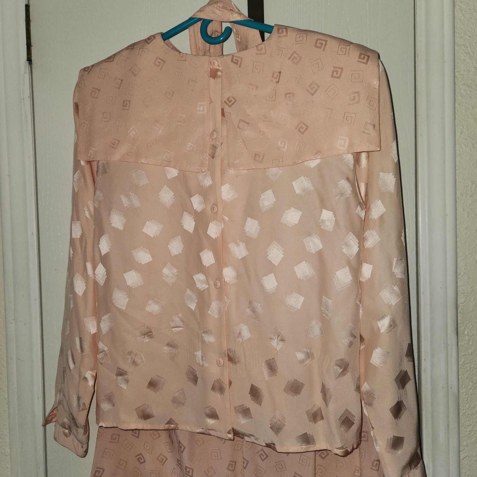 3 Piece Vtg 1980s Joanie Char Patterned Silk Shirt & Skirt Set Salmon Petite 10